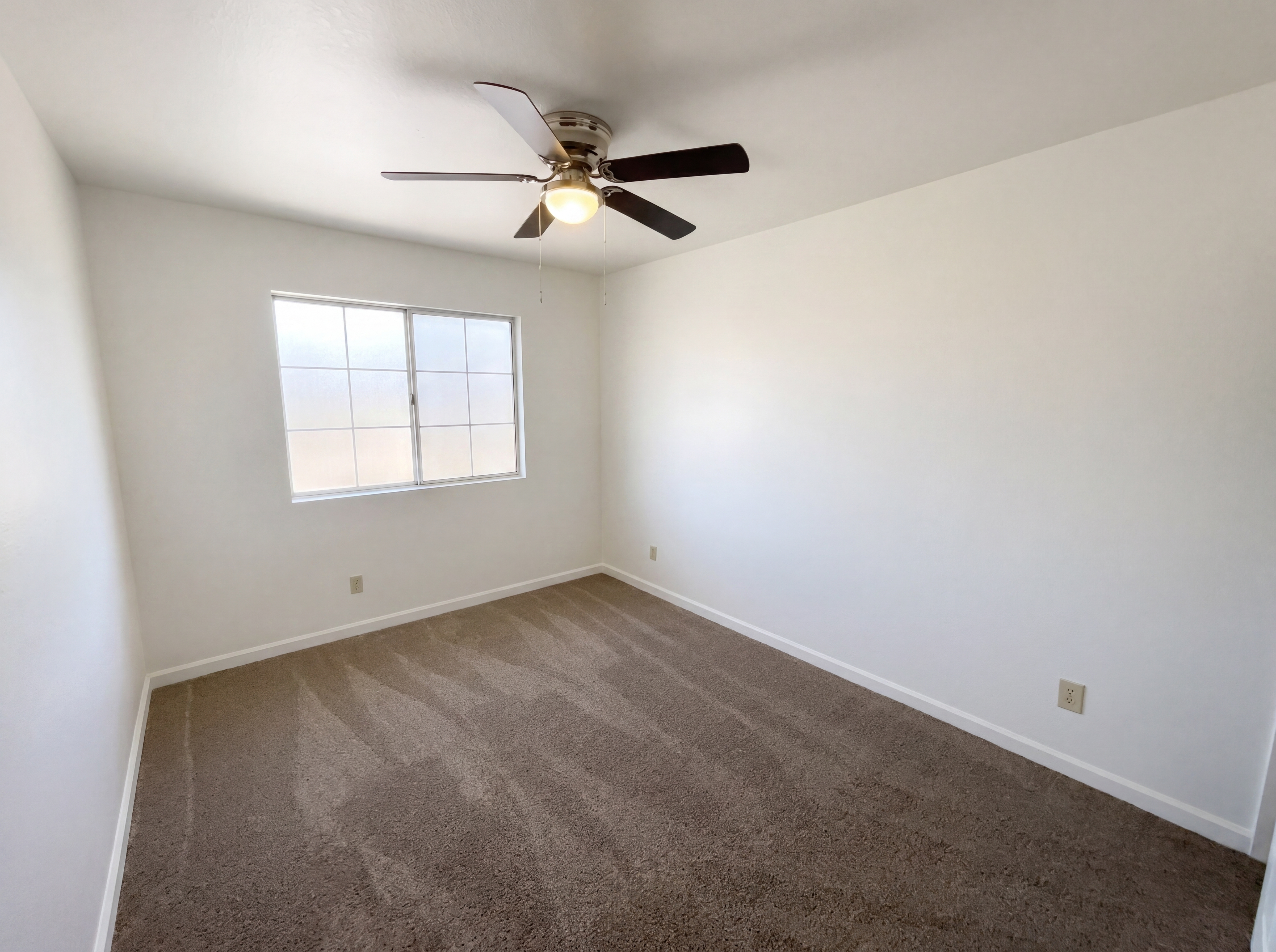 Photo 17 of 30 of 1143 E Harbor View Dr, Gilbert, AZ