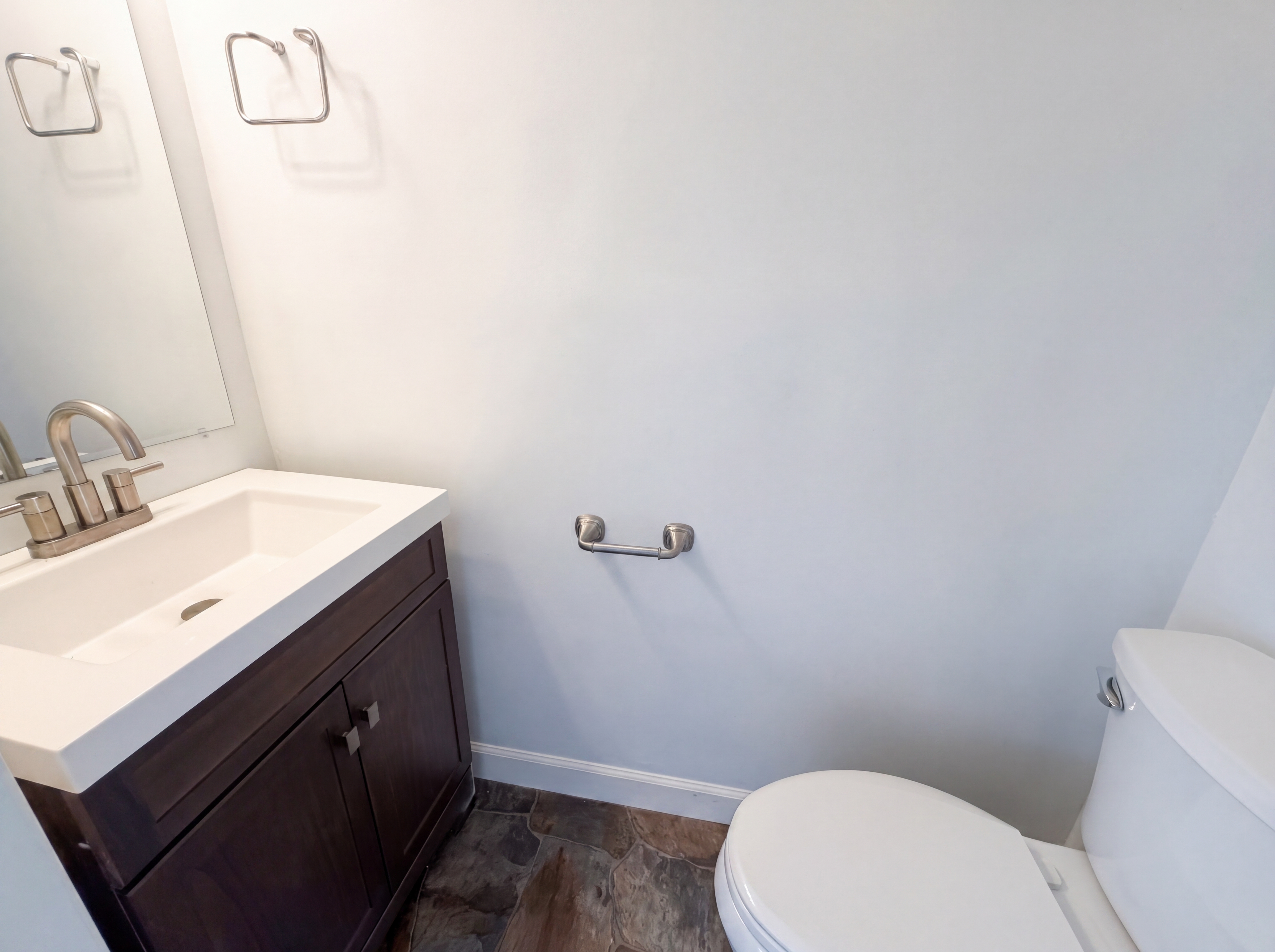 Photo 9 of 17 of 79 Topsail Ct, Greenville, SC