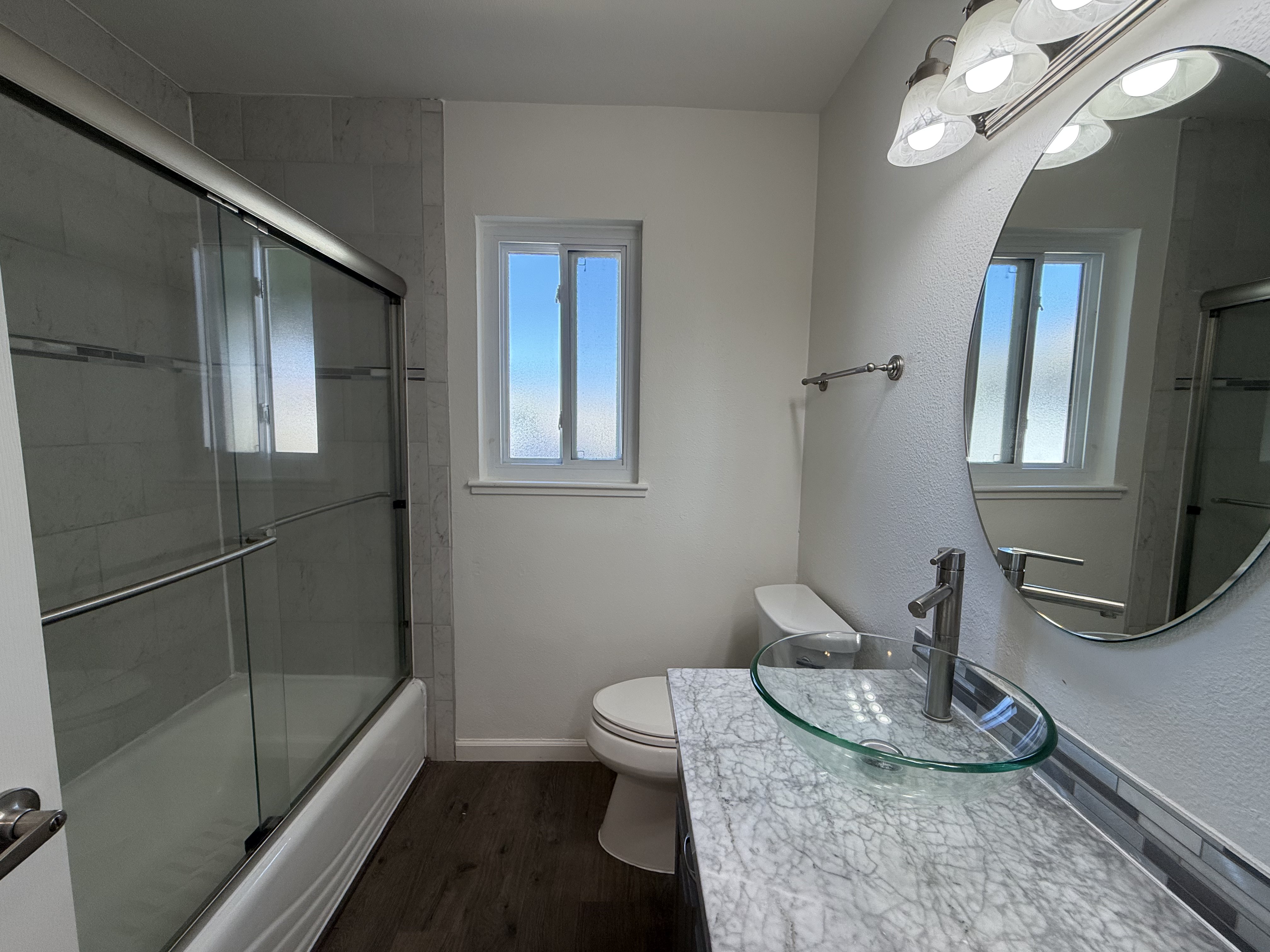 Photo 14 of 18 of 5208 Fernwood Way, Sacramento, CA