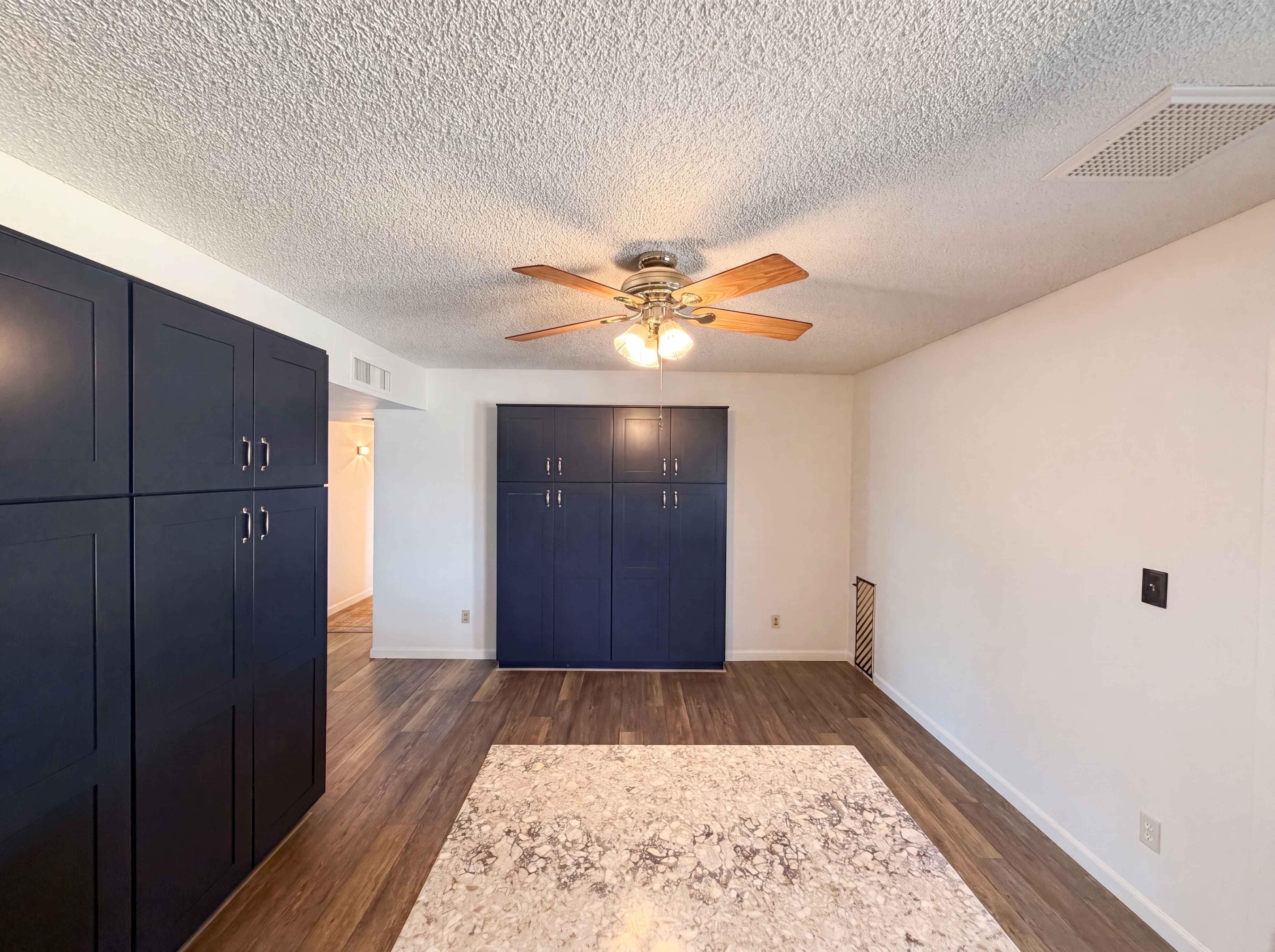 Photo 6 of 25 of 2115 W Danbury Rd, Phoenix, AZ