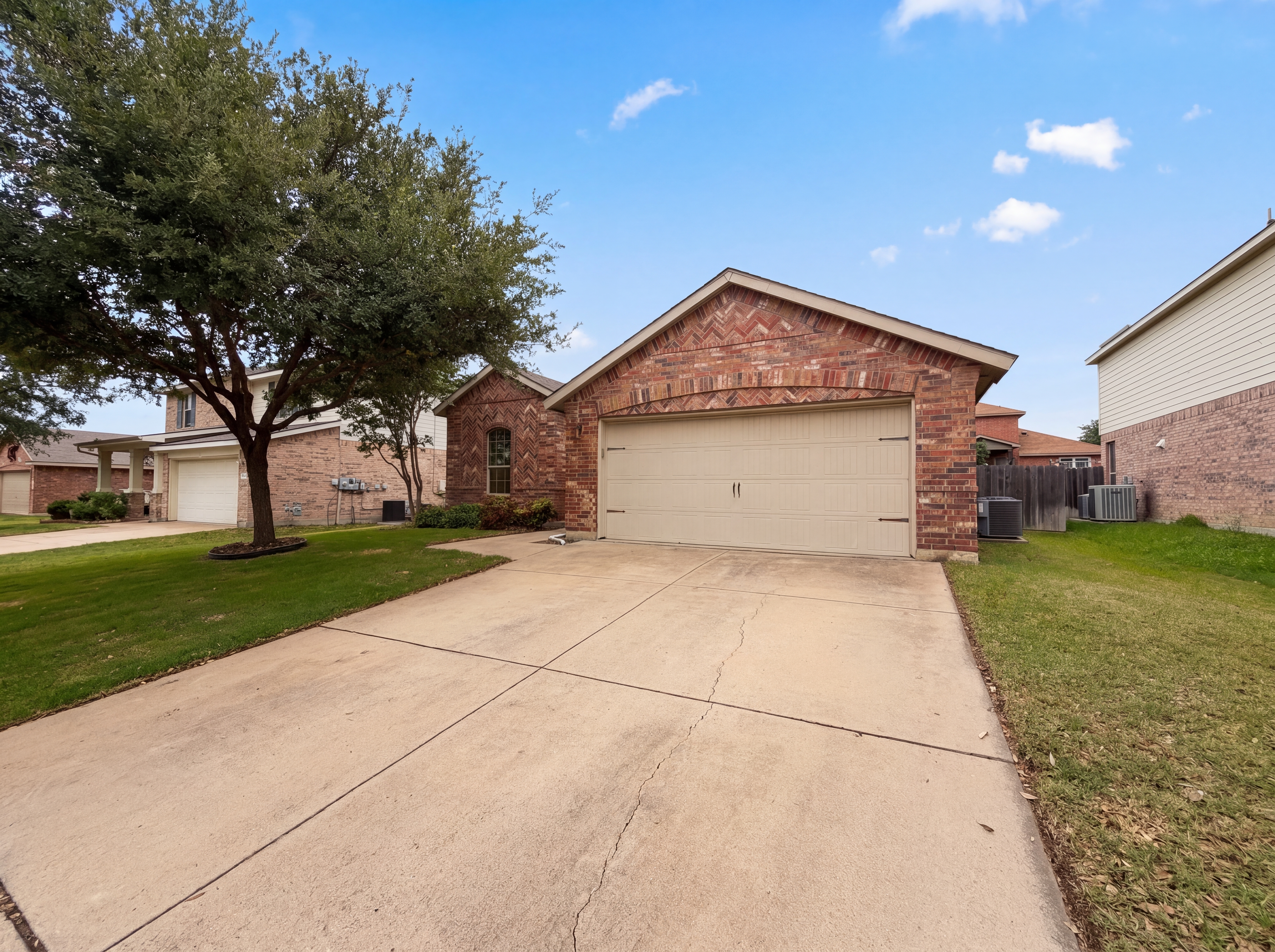 Photo 21 of 23 of 1124 Terrace View Dr, Fort Worth, TX