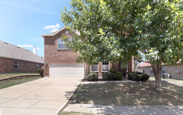 Photo 4 of 26 - 509 Cassia Way, Arlington, TX 76002