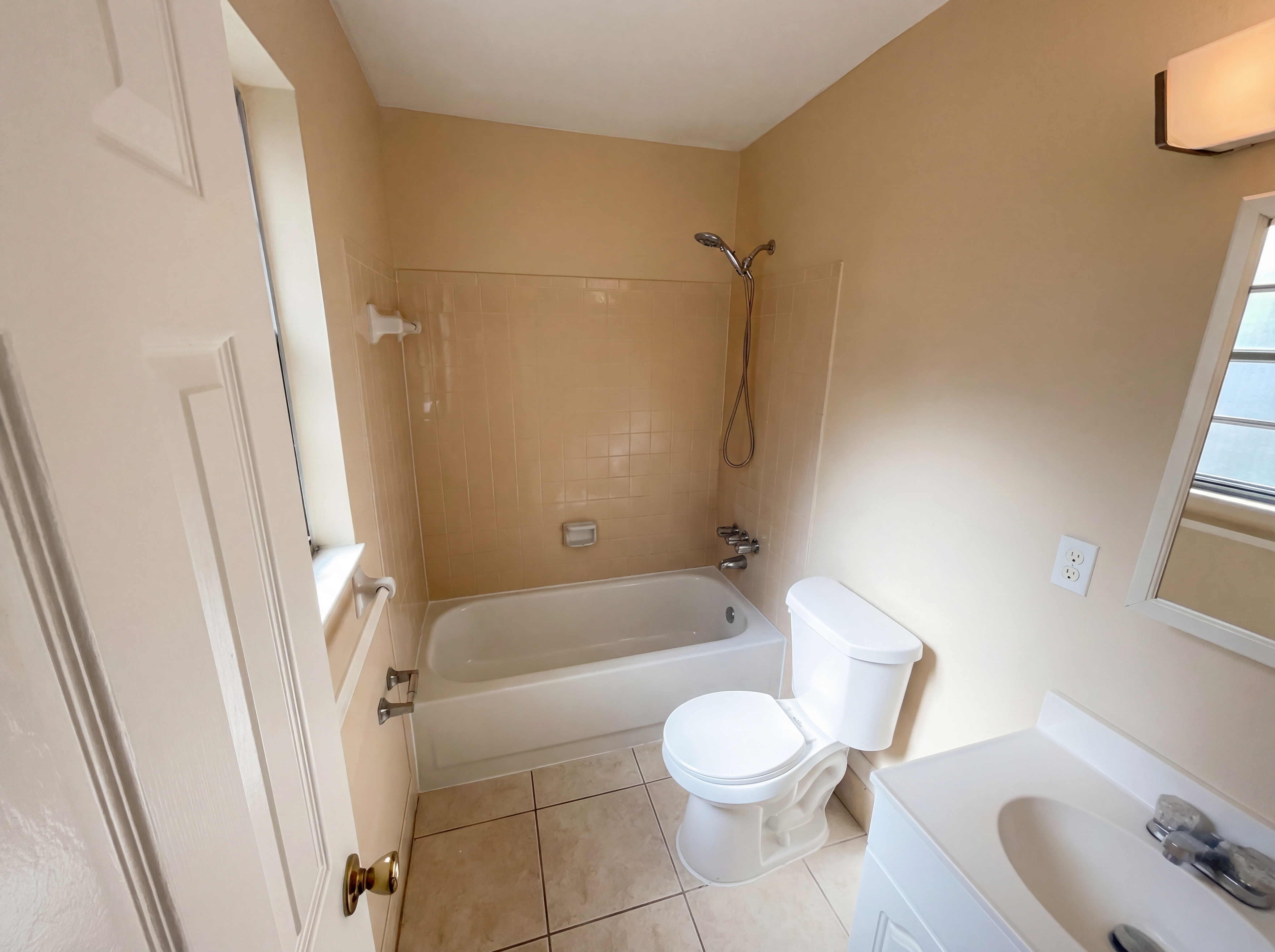 Photo 18 of 22 of 1118 SE Proctor Ln, Port Saint Lucie, FL