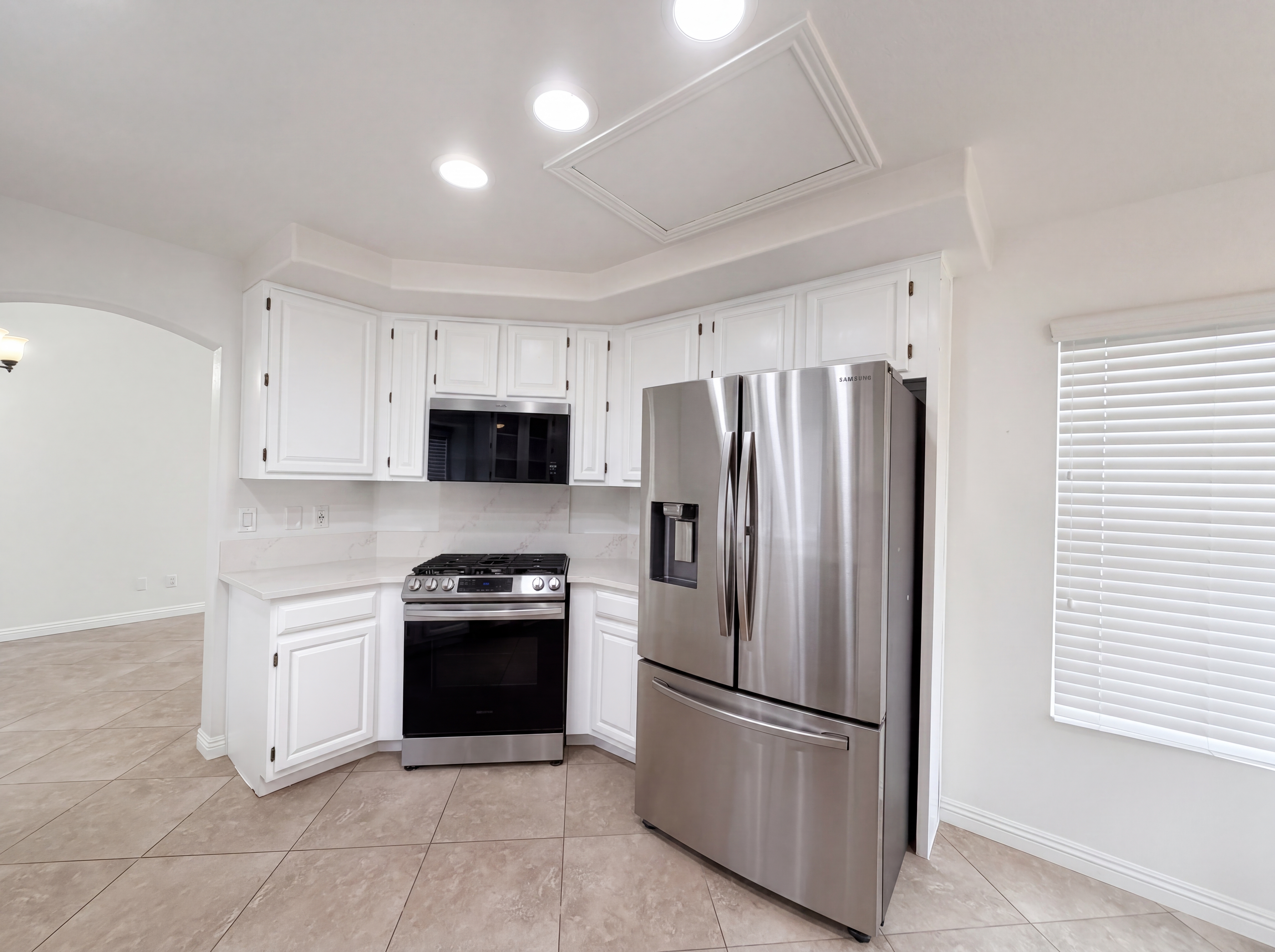 Photo 8 of 21 of 29628 Kingston Ct, Menifee, CA