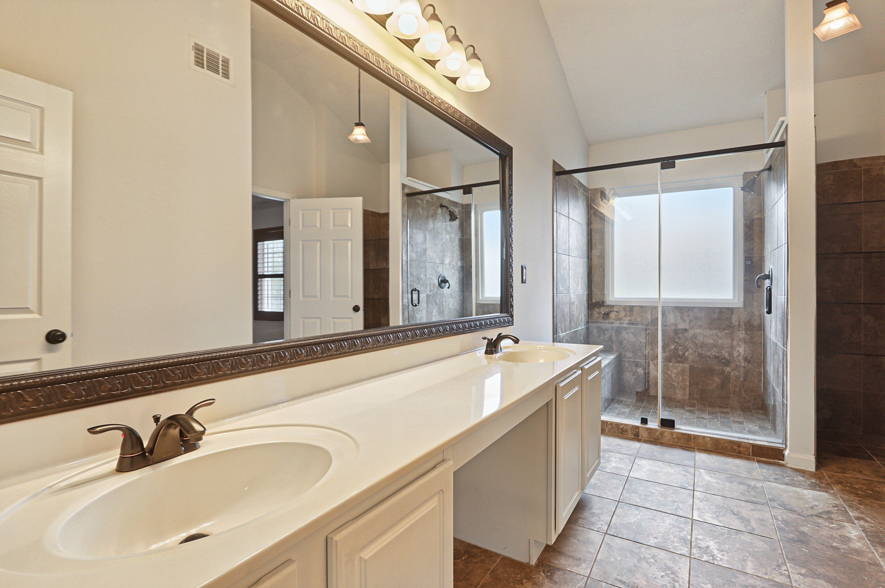 Photo 23 of 41 of 5713 Mill View Way, Lithonia, GA