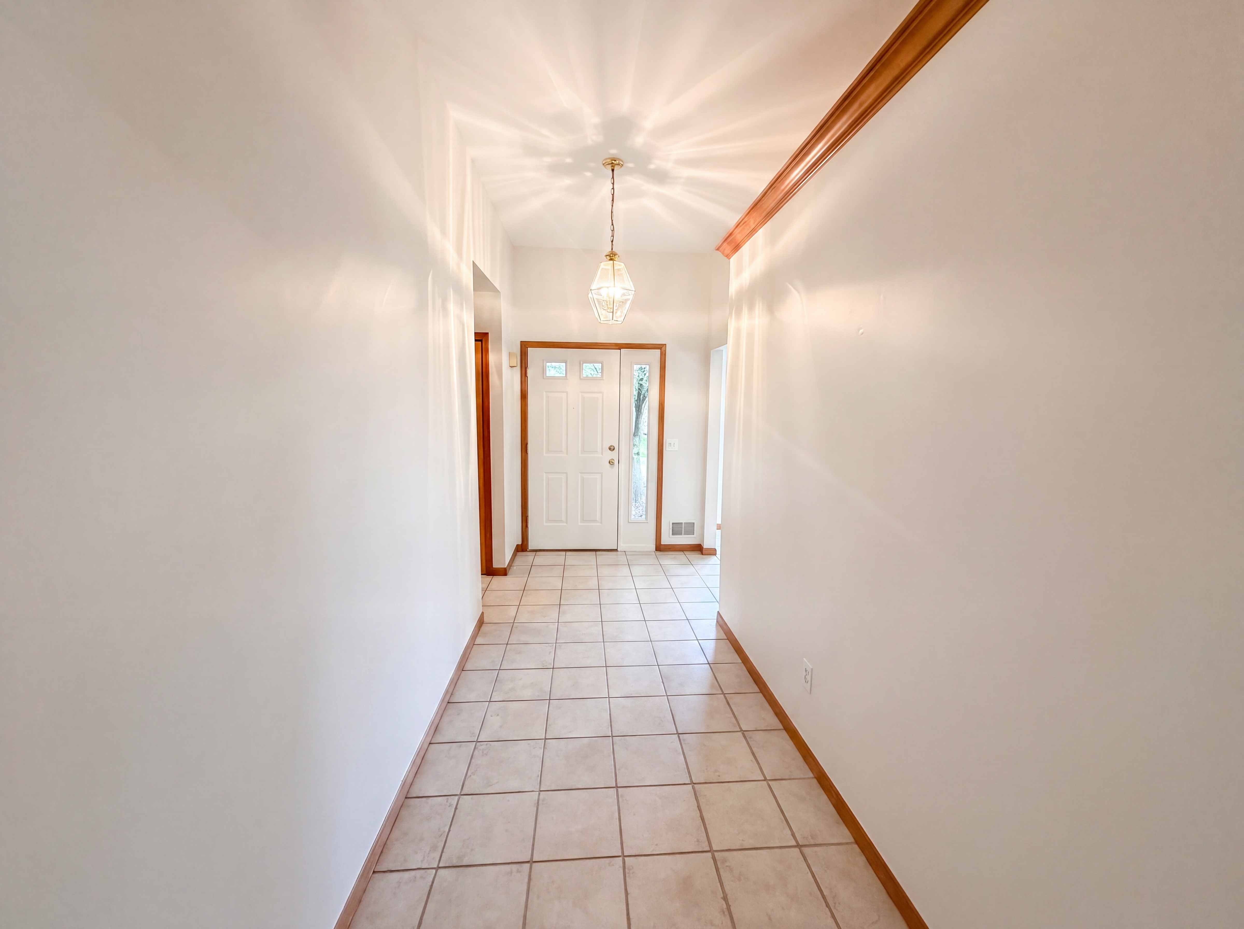 Photo 7 of 24 of 52186 Jacqueline Ct, Macomb, MI