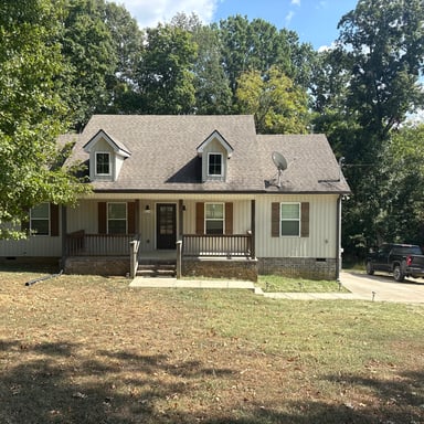 Property photo 1 of 2704 Brent Cir