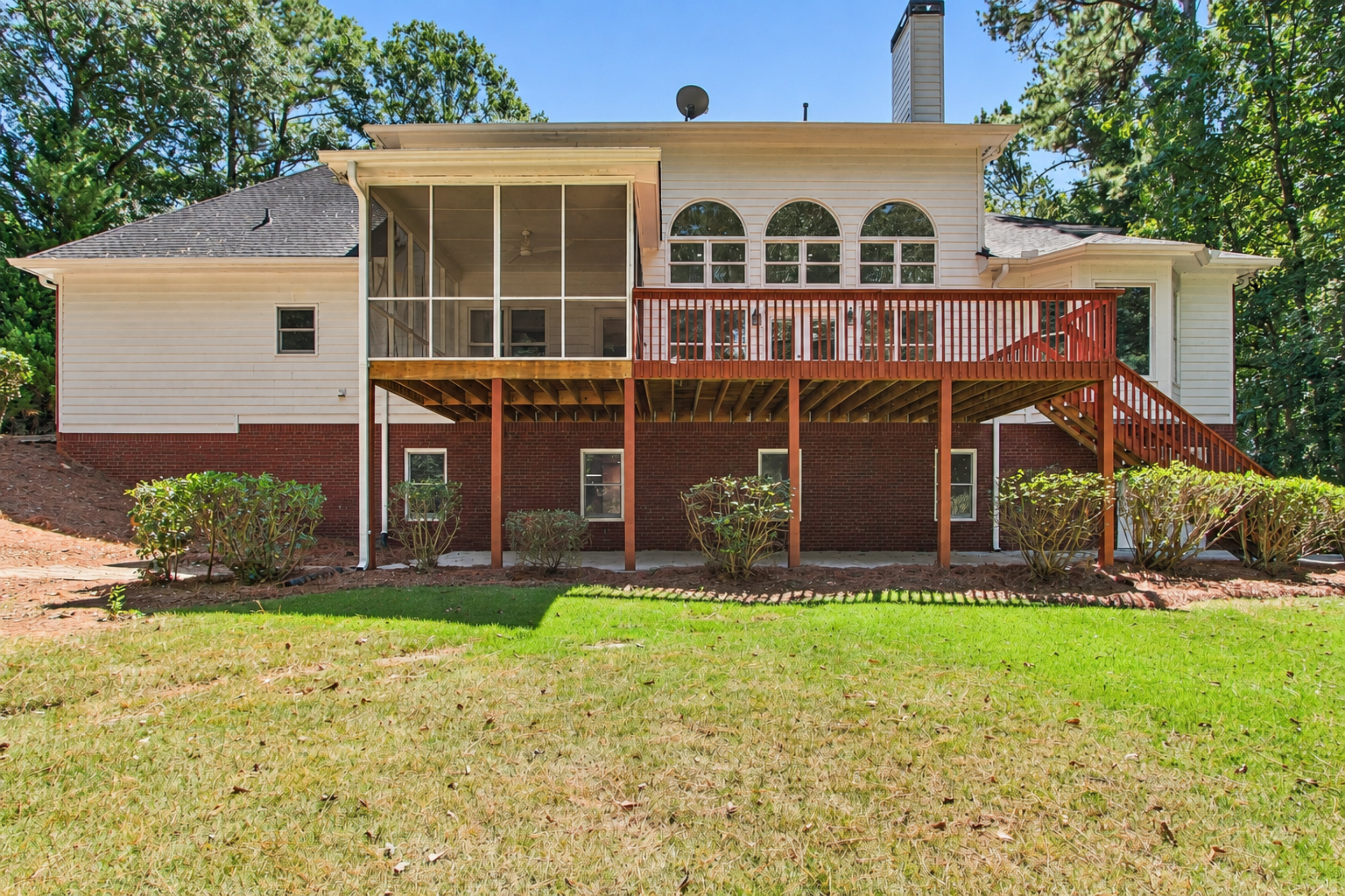 Photo 5 of 65 of 2960 Vail Valley Ct, Snellville, GA