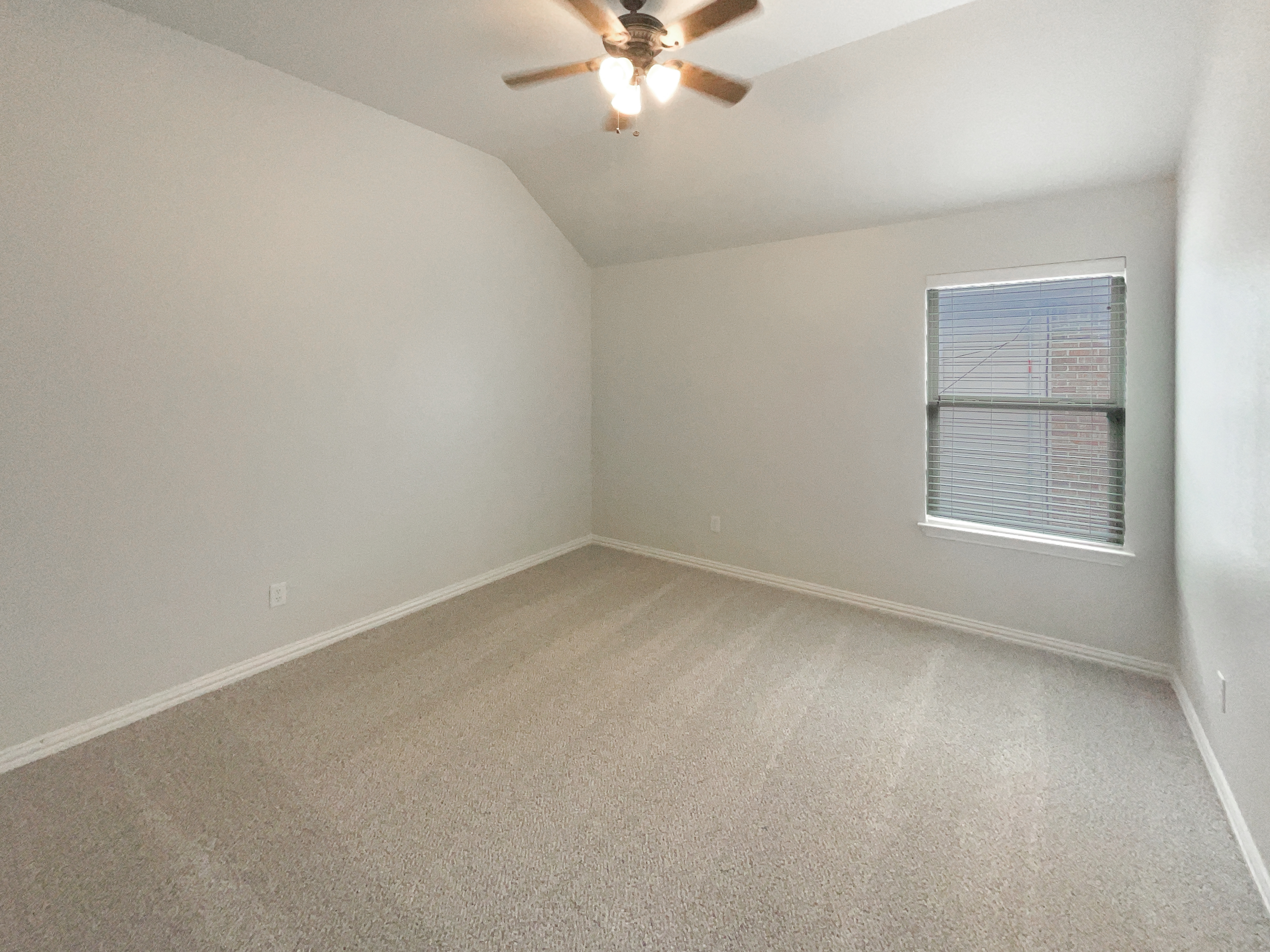 Photo 26 of 33 of 1005 Lake Hollow Dr, Little Elm, TX