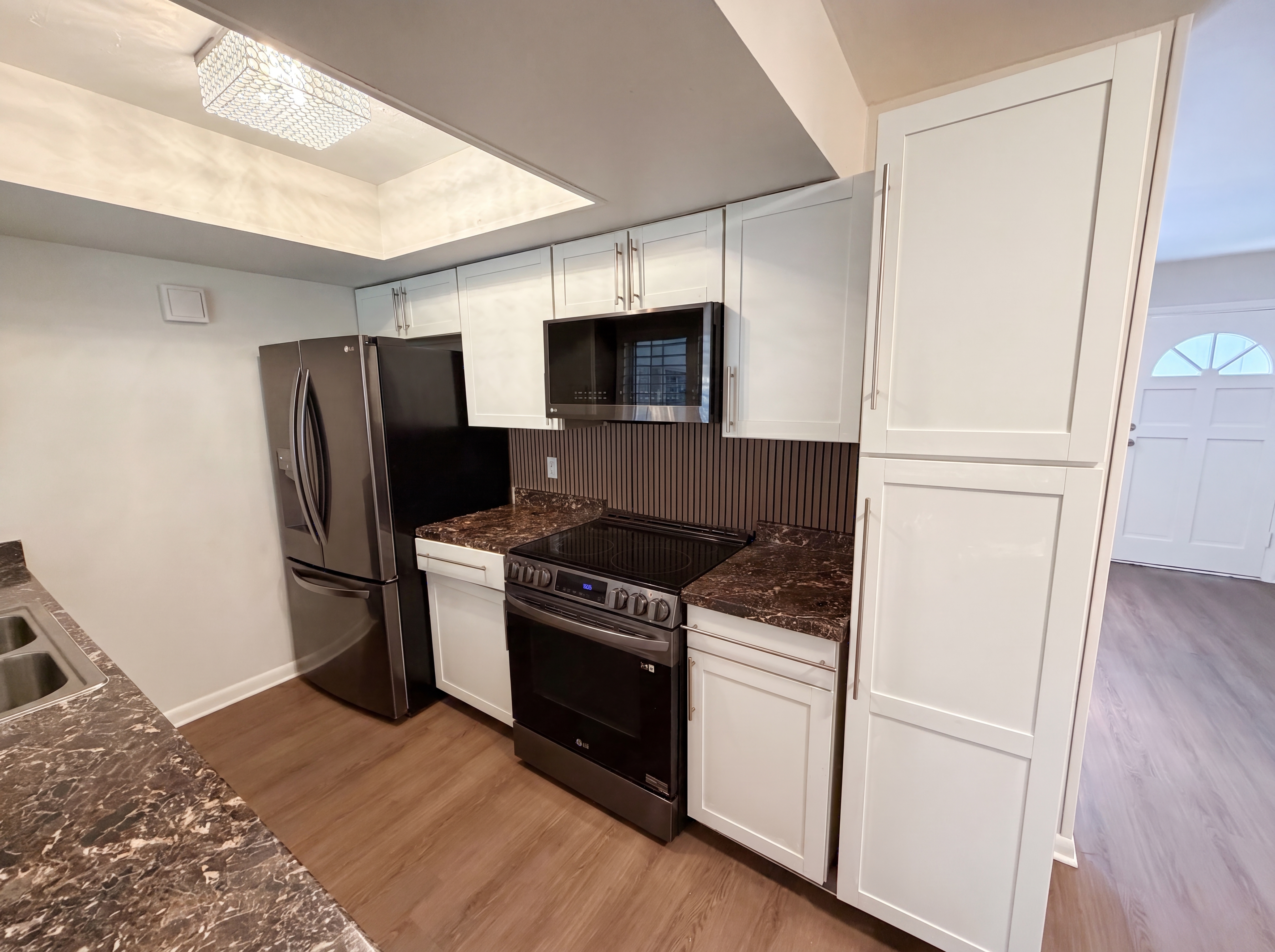 Photo 2 of 21 of 10316 Belgrove Pl, Orlando, FL