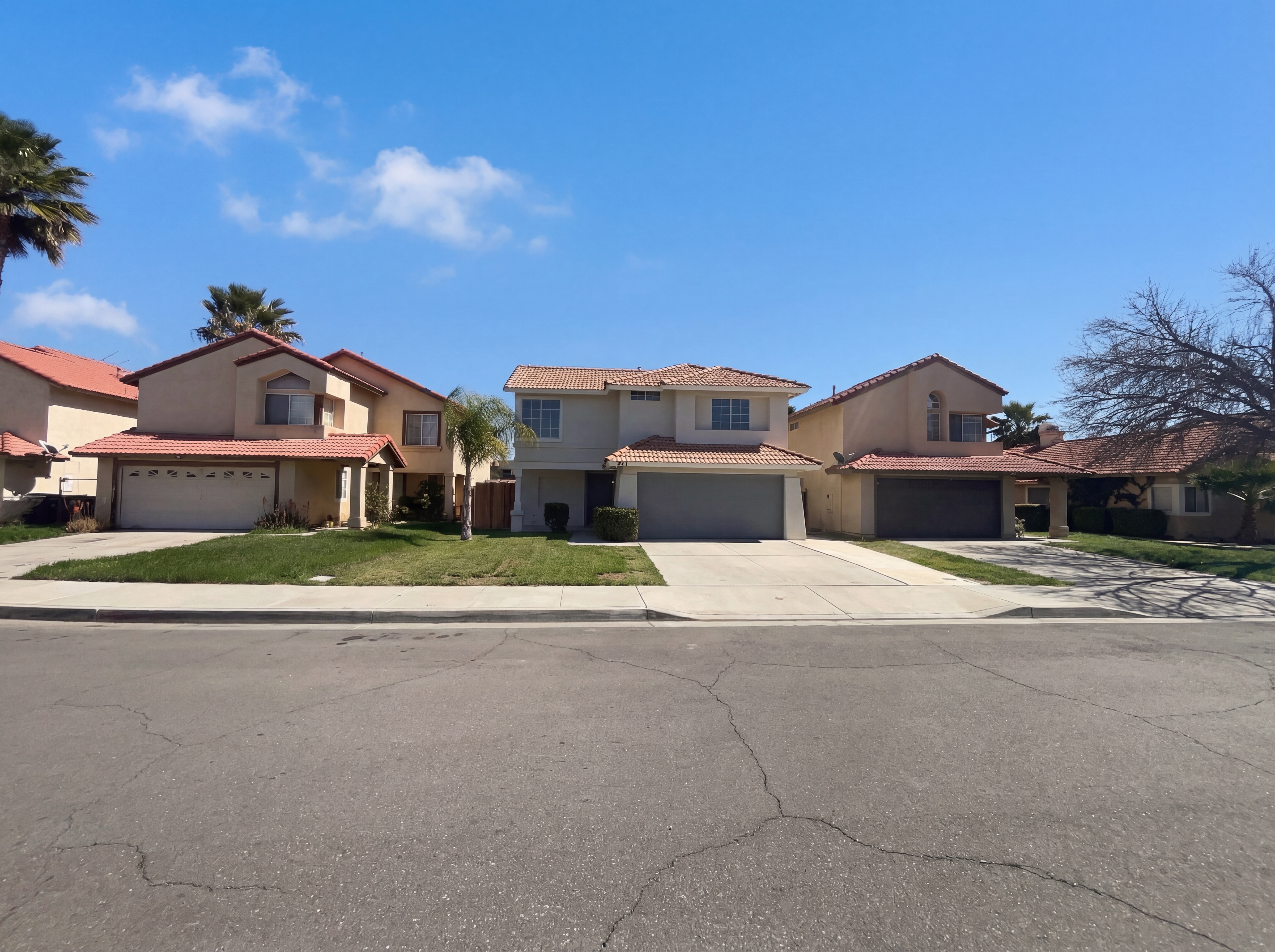 Photo 6 of 25 of 1947 Neptune Dr, Perris, CA