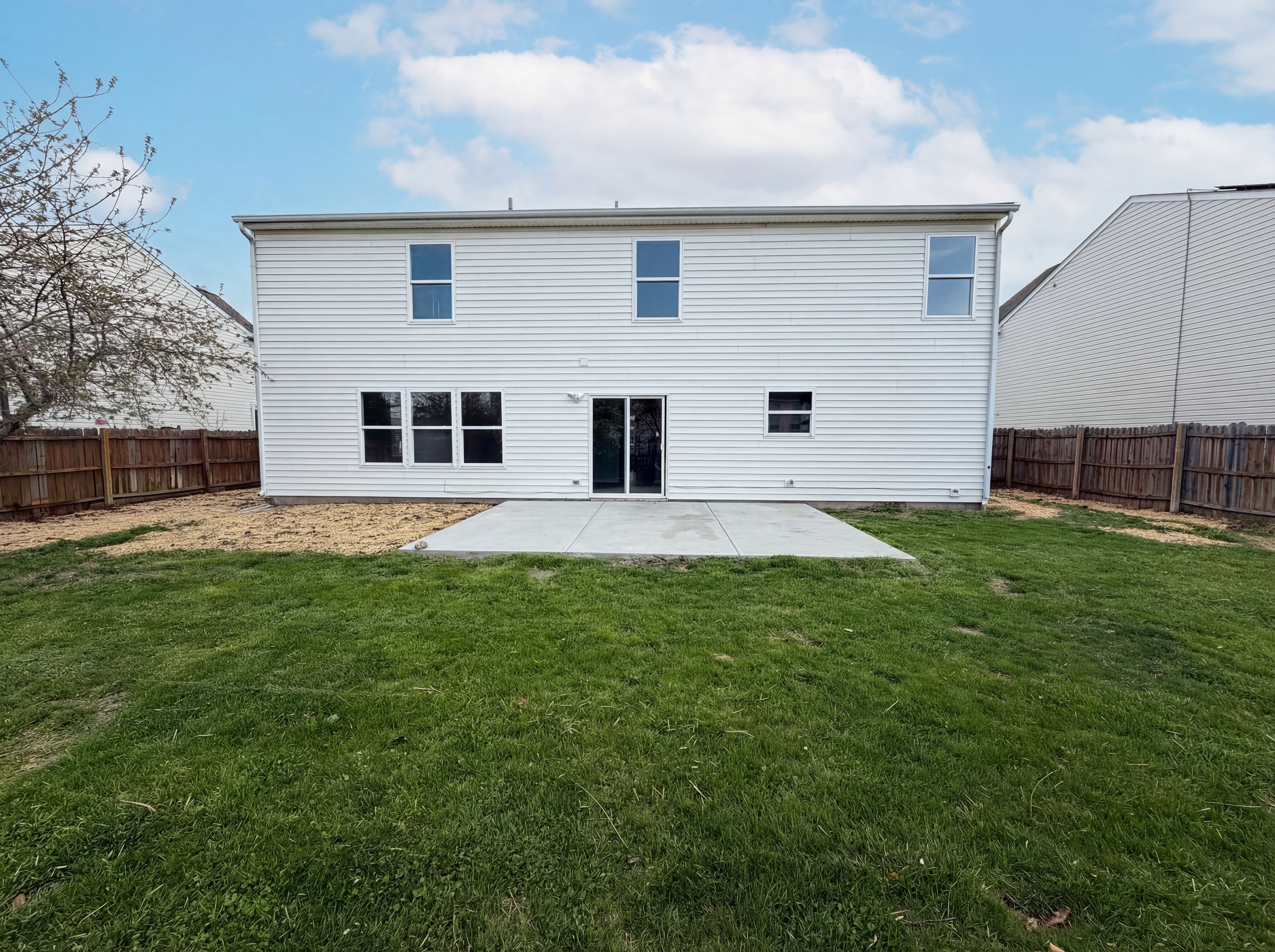 Photo 5 of 28 of 8911 Alto Way, Indianapolis, IN