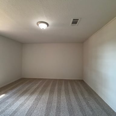 Property photo 2 of 5126 Eagle Nest Dr