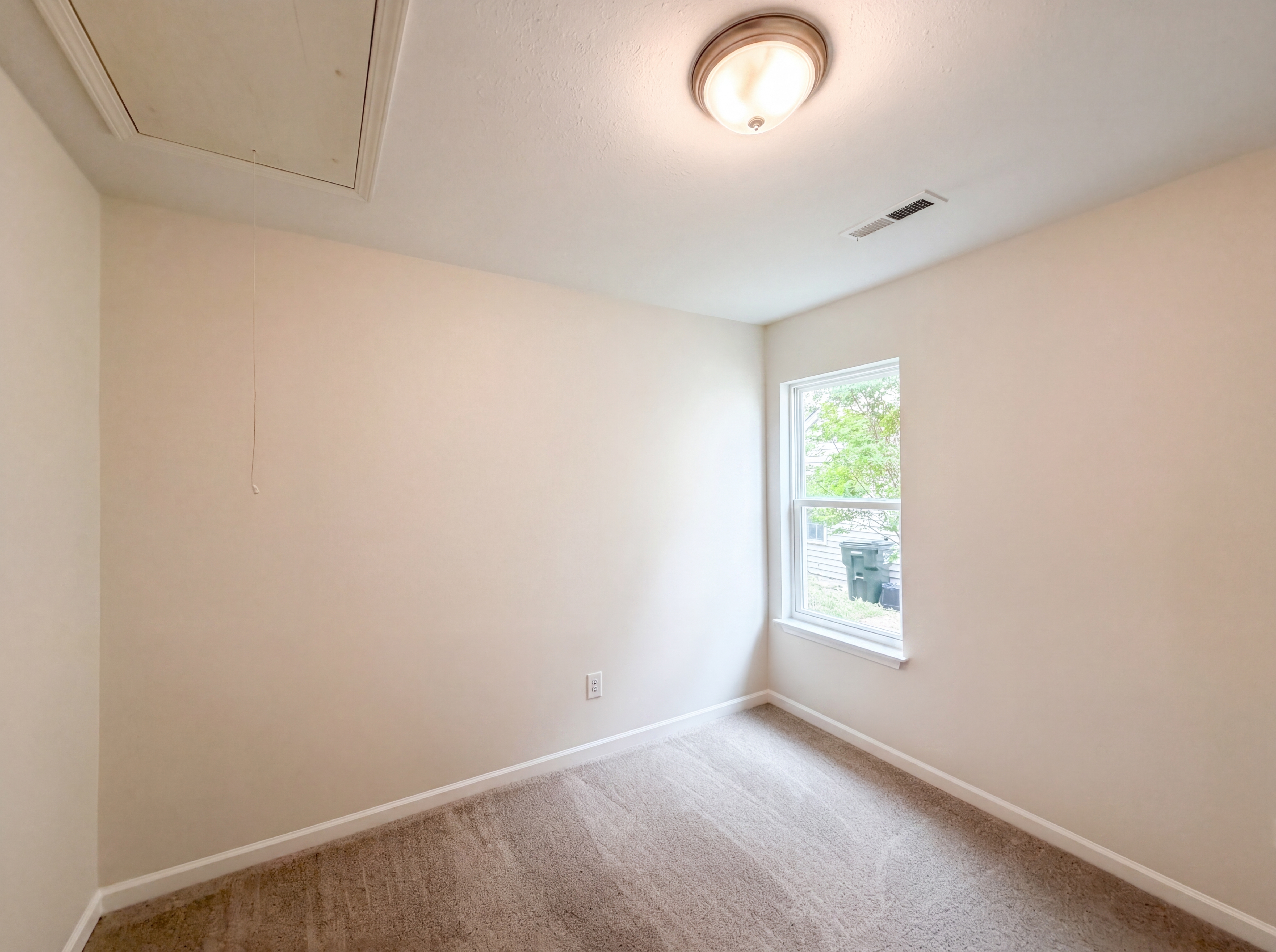 Photo 13 of 16 of 4016 Lady Slipper Ln, Durham, NC