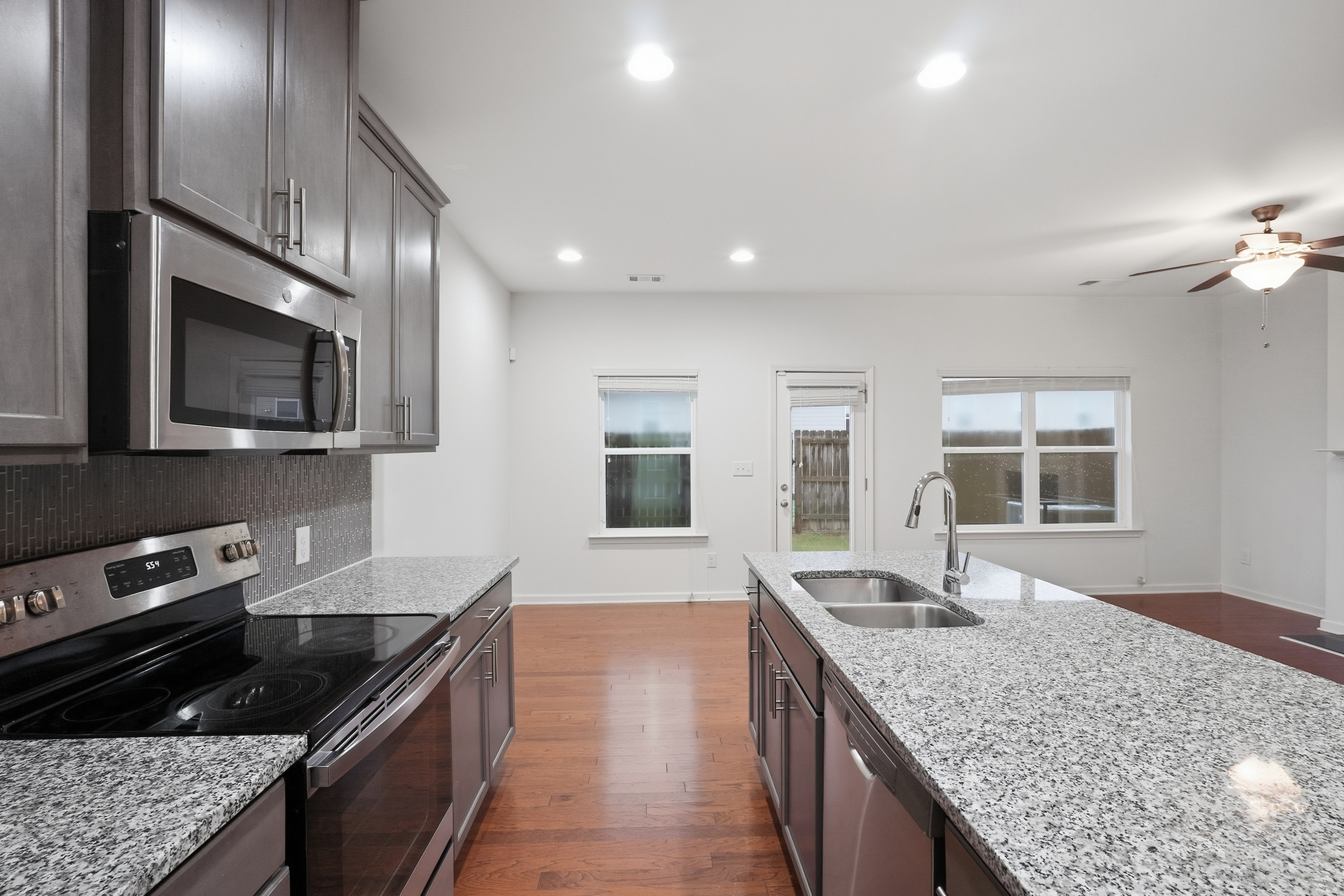 Photo 11 of 29 of 5267 Mill Way, Stone Mountain, GA