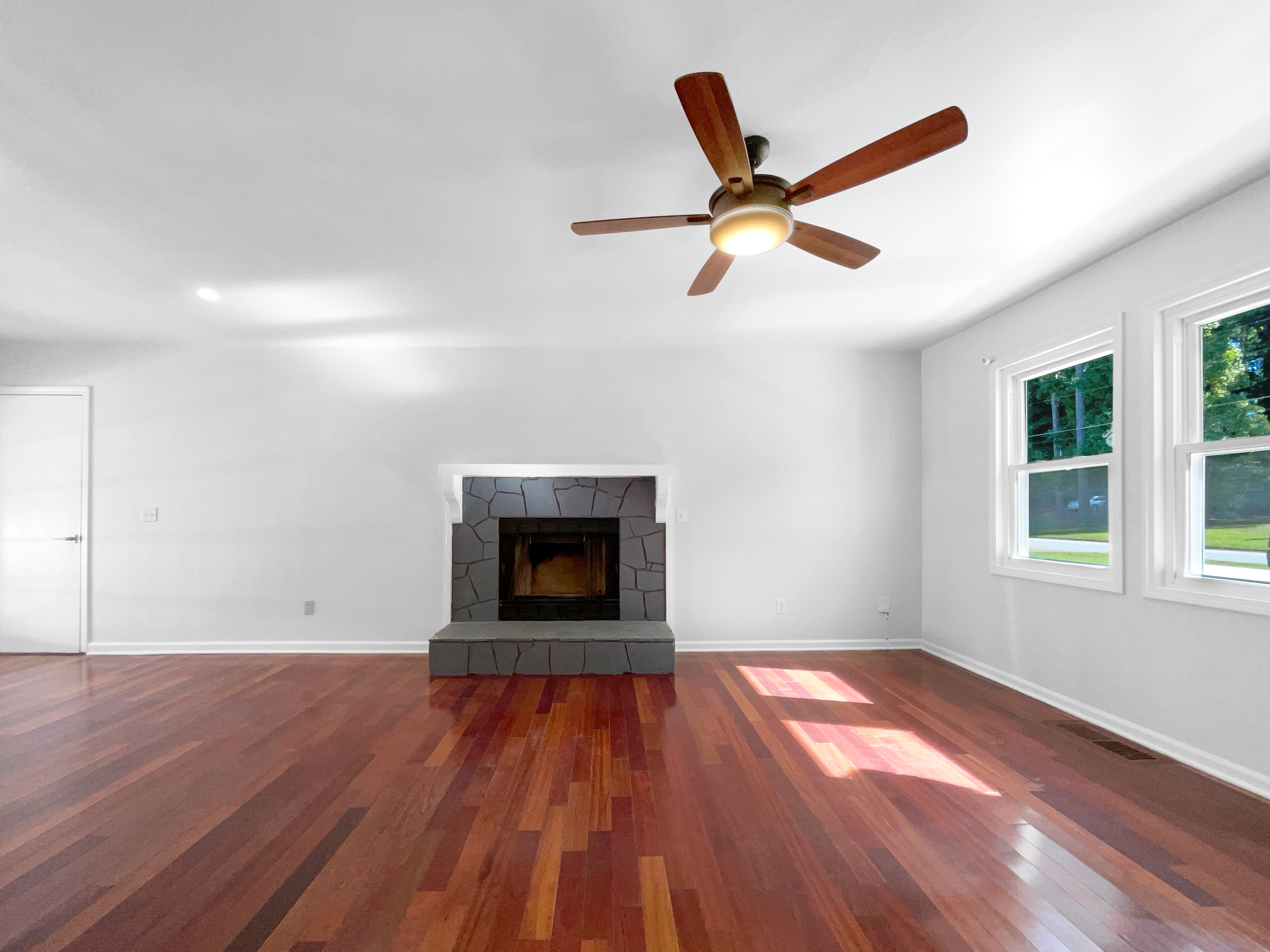 Photo 3 of 23 of 61 Jeanette St, Dallas, GA