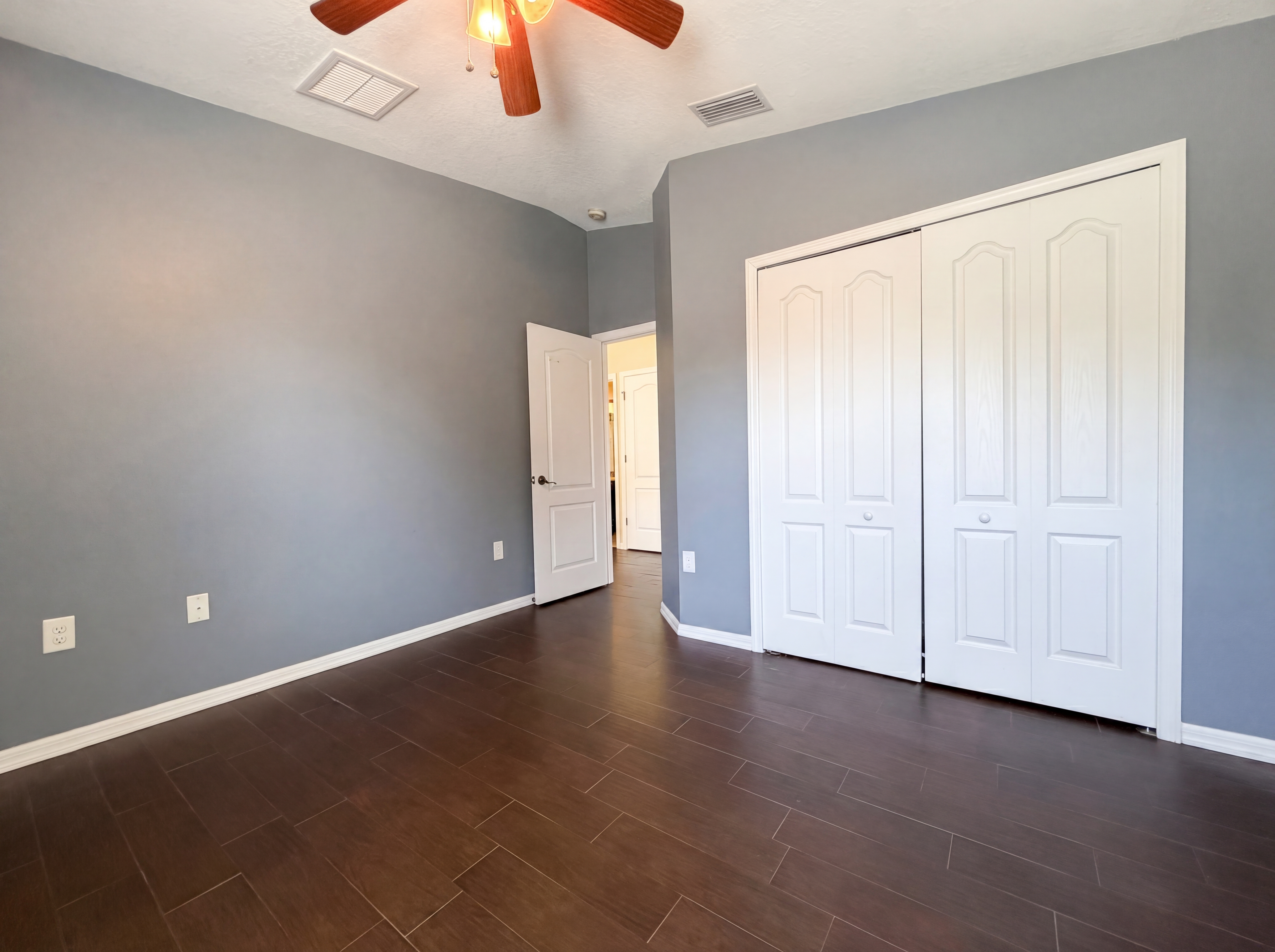 Photo 16 of 36 of 12437 Field Point Way, Spring Hill, FL