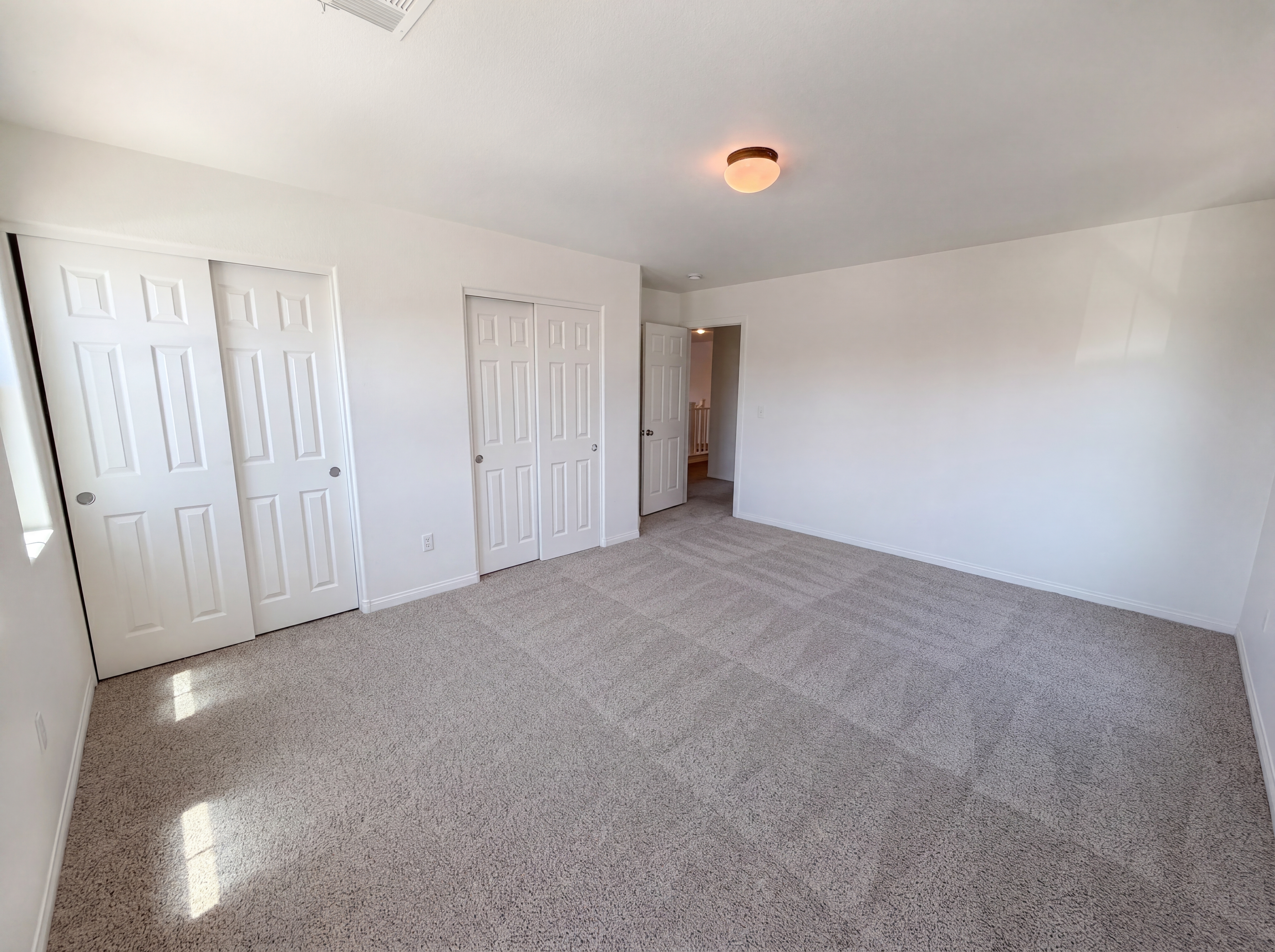 Photo 4 of 44 of 3216 Bonassola Ave, North Las Vegas, NV