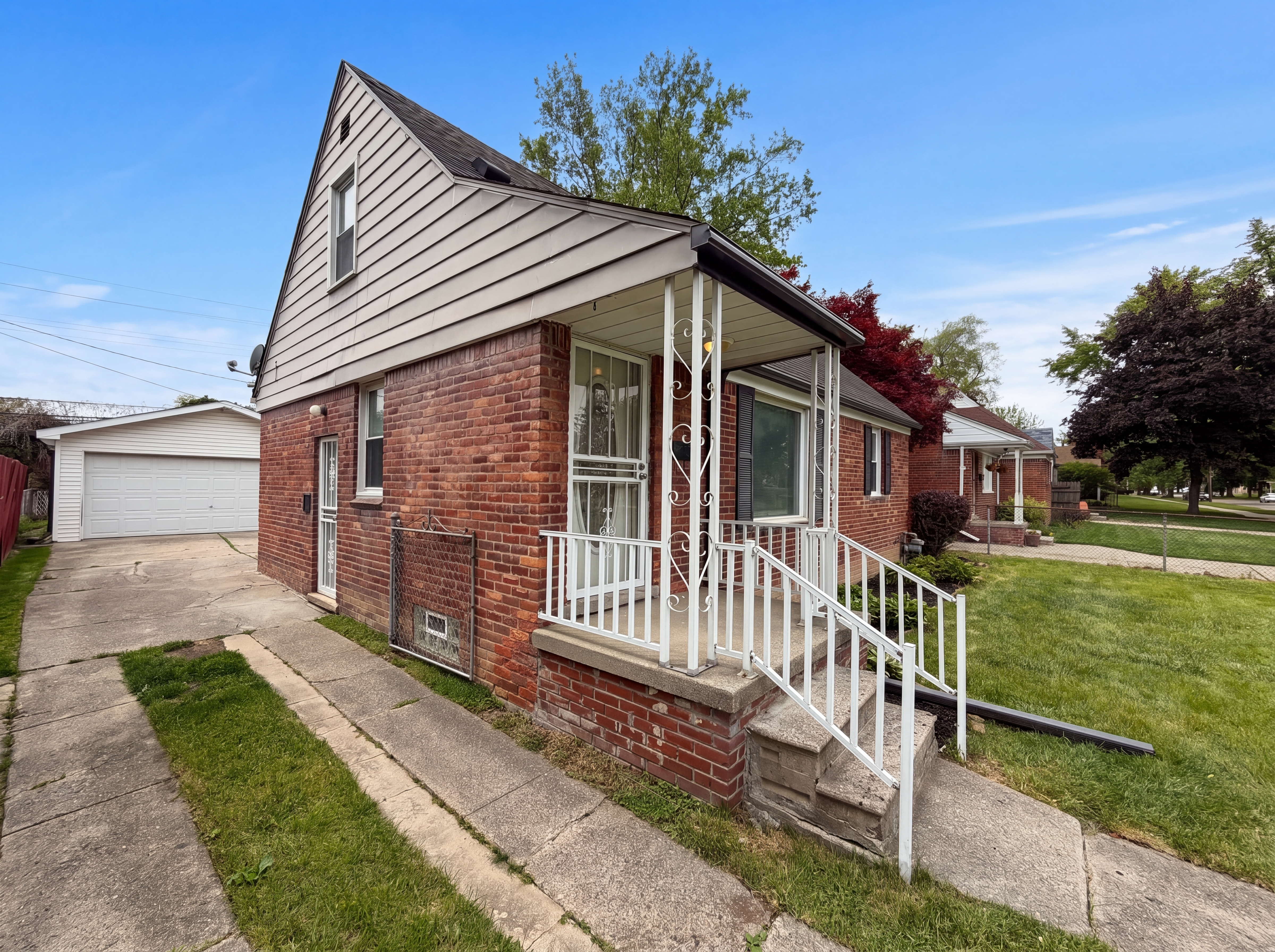 Photo 16 of 20 of 8069 Beaverland, Redford, MI