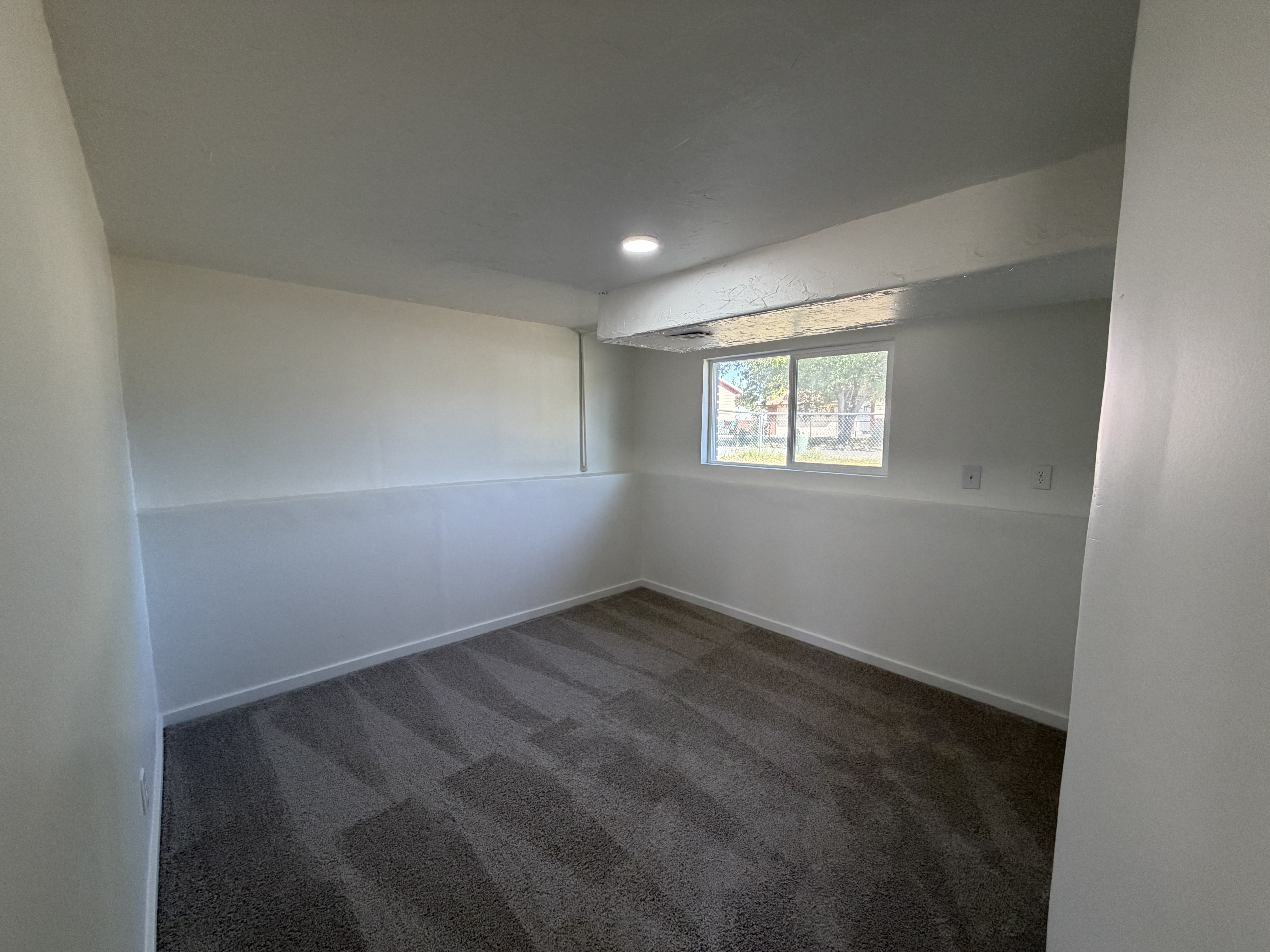 Photo 16 of 24 of 4259 W Stane Ave, West Valley City, UT