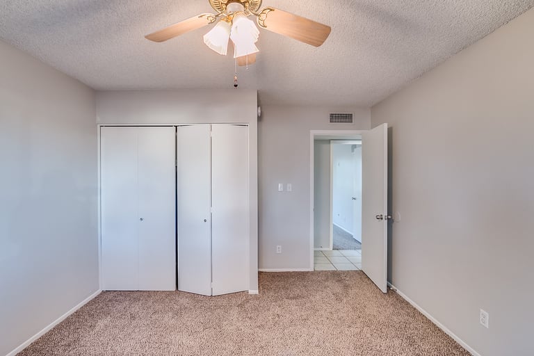 Photo 15 of 21 - 5315 S Siesta Ln, Tempe, AZ 85283