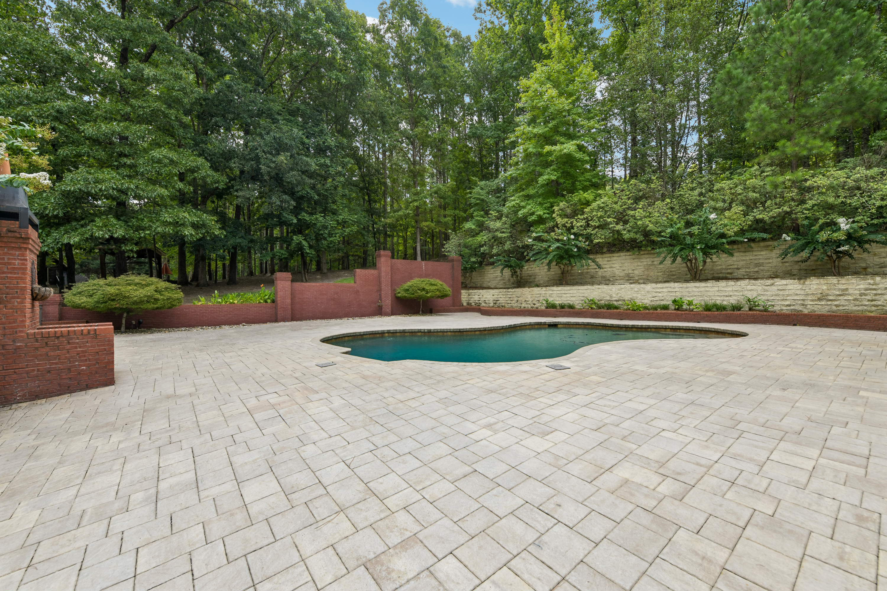 Photo 41 of 90 of 2431 Rabbit Farm Cir, Loganville, GA