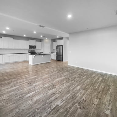 Property photo 2 of 8416 Tapies Way