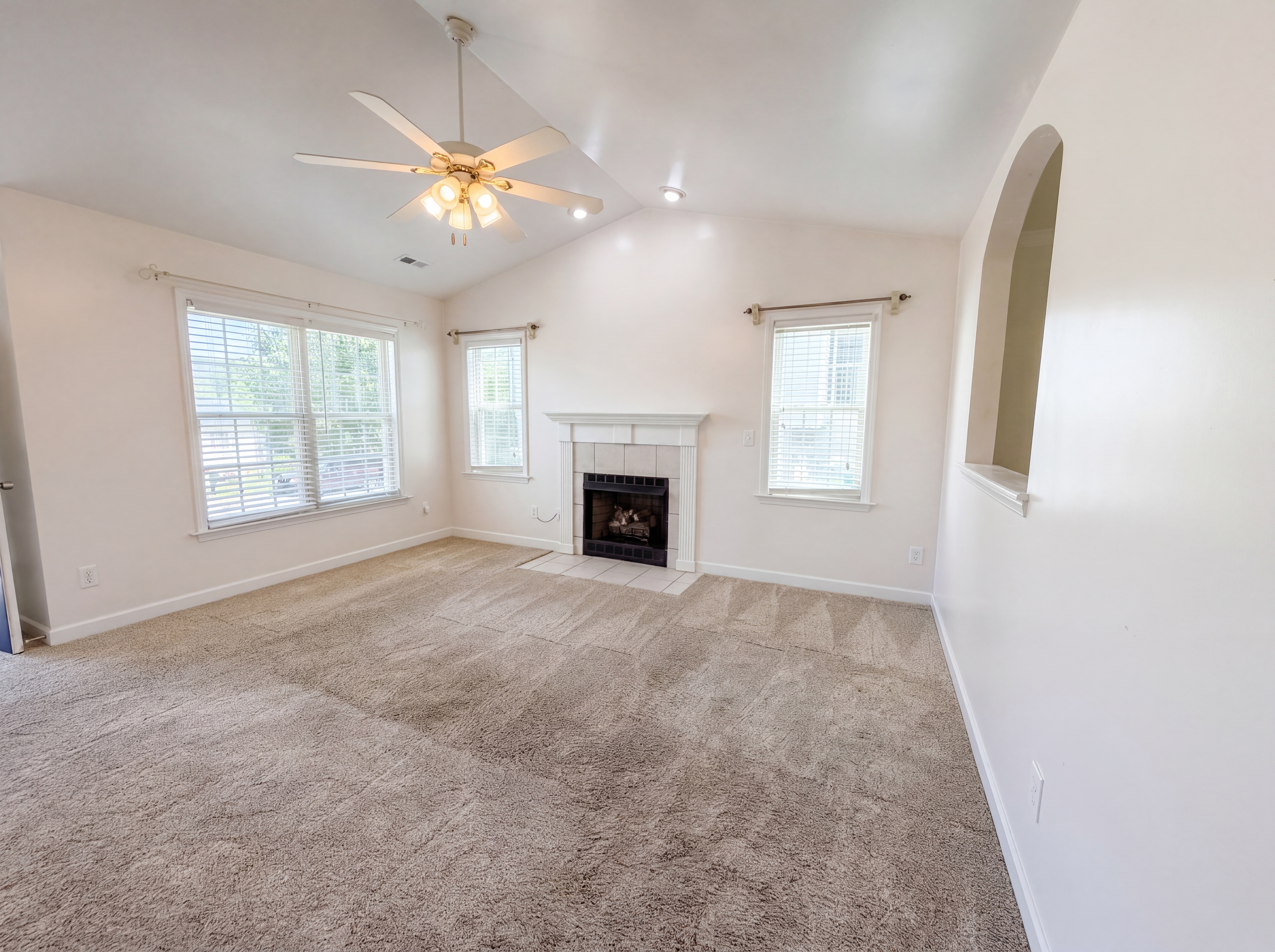 Photo 7 of 16 of 4528 Lasley Dr, Winston Salem, NC