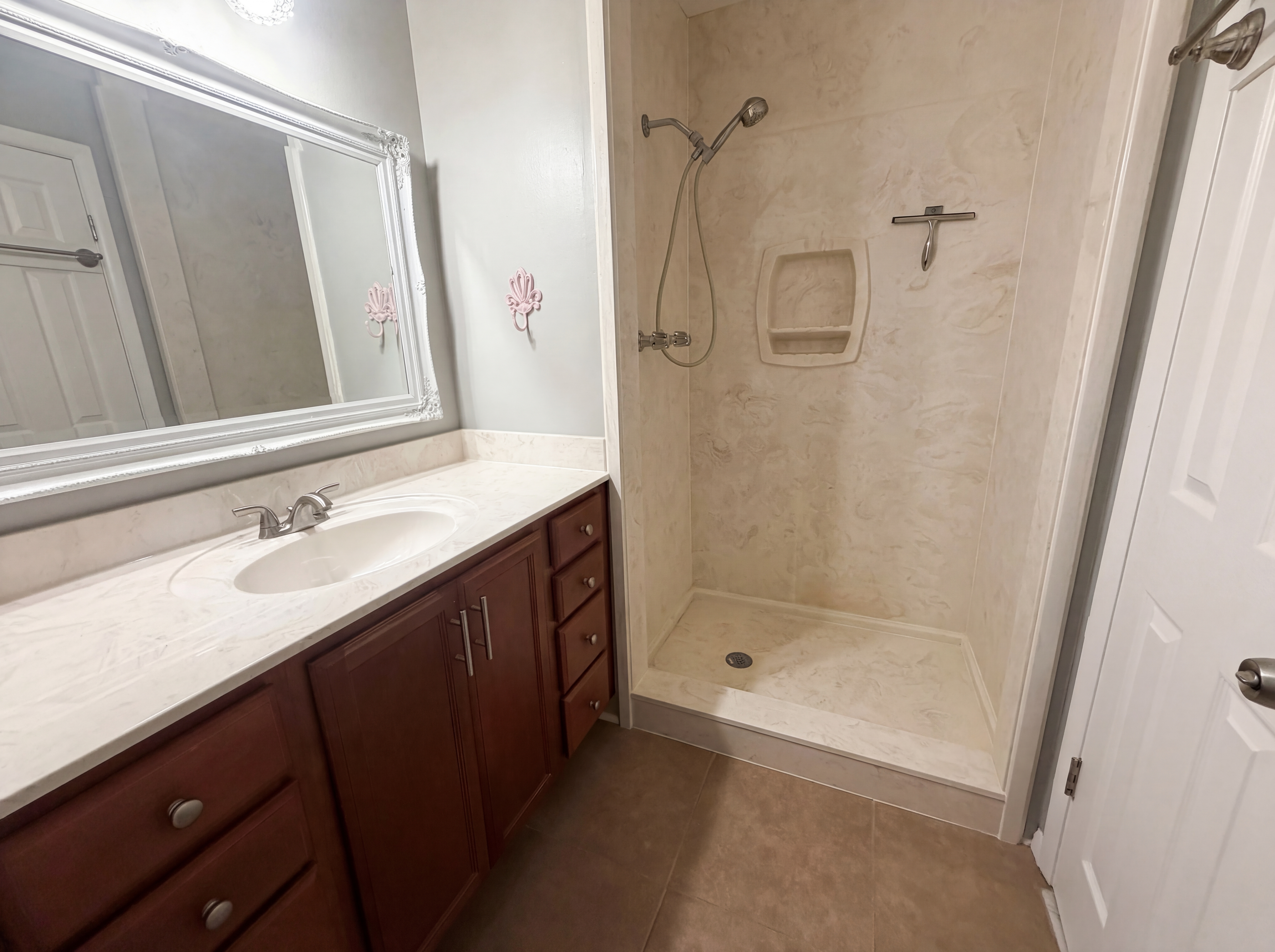 Photo 11 of 16 of 636 Merioneth Dr NE, Fort Walton Beach, FL