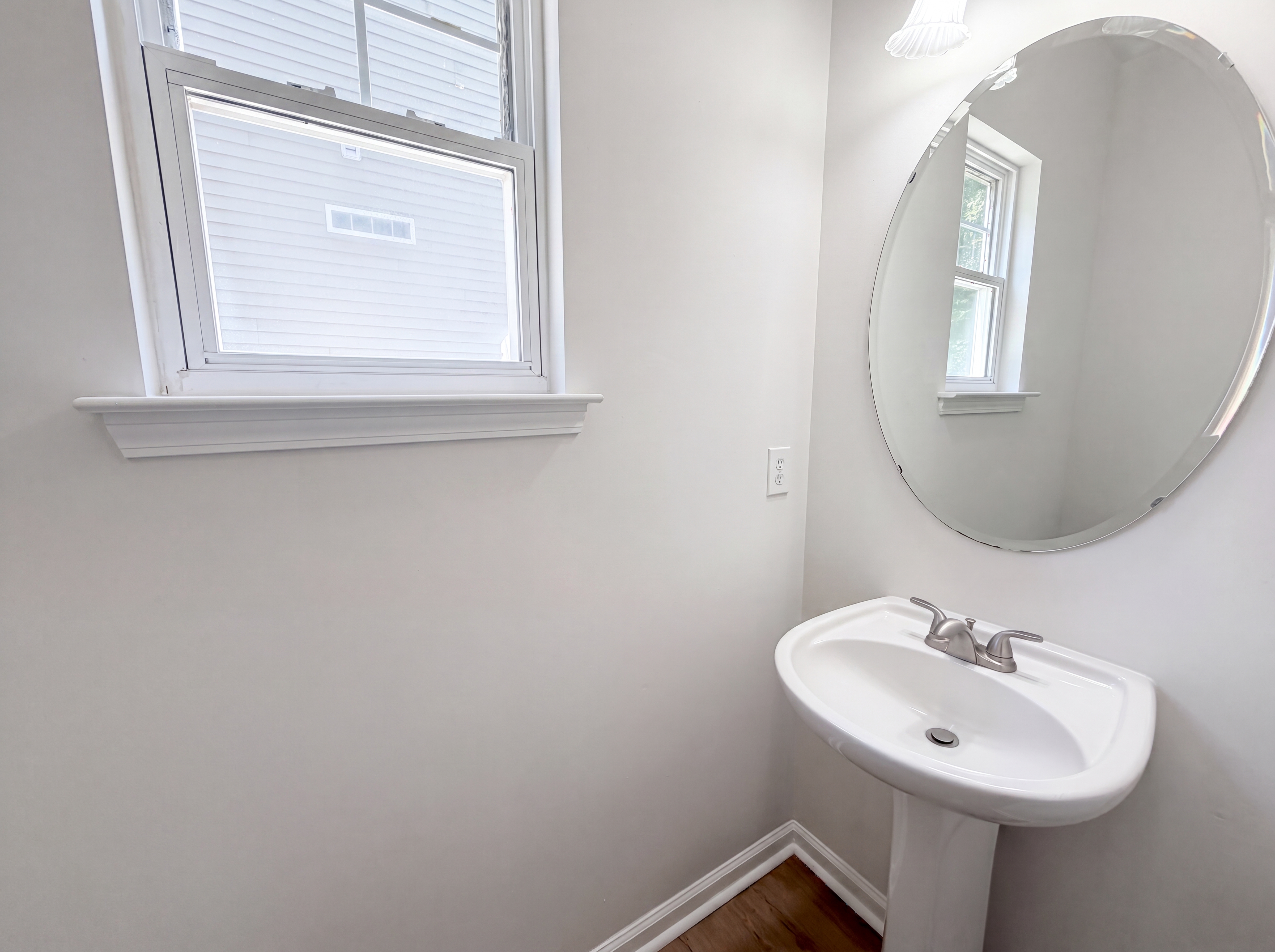 Photo 13 of 17 of 10648 Secret Garden Ln, Charlotte, NC