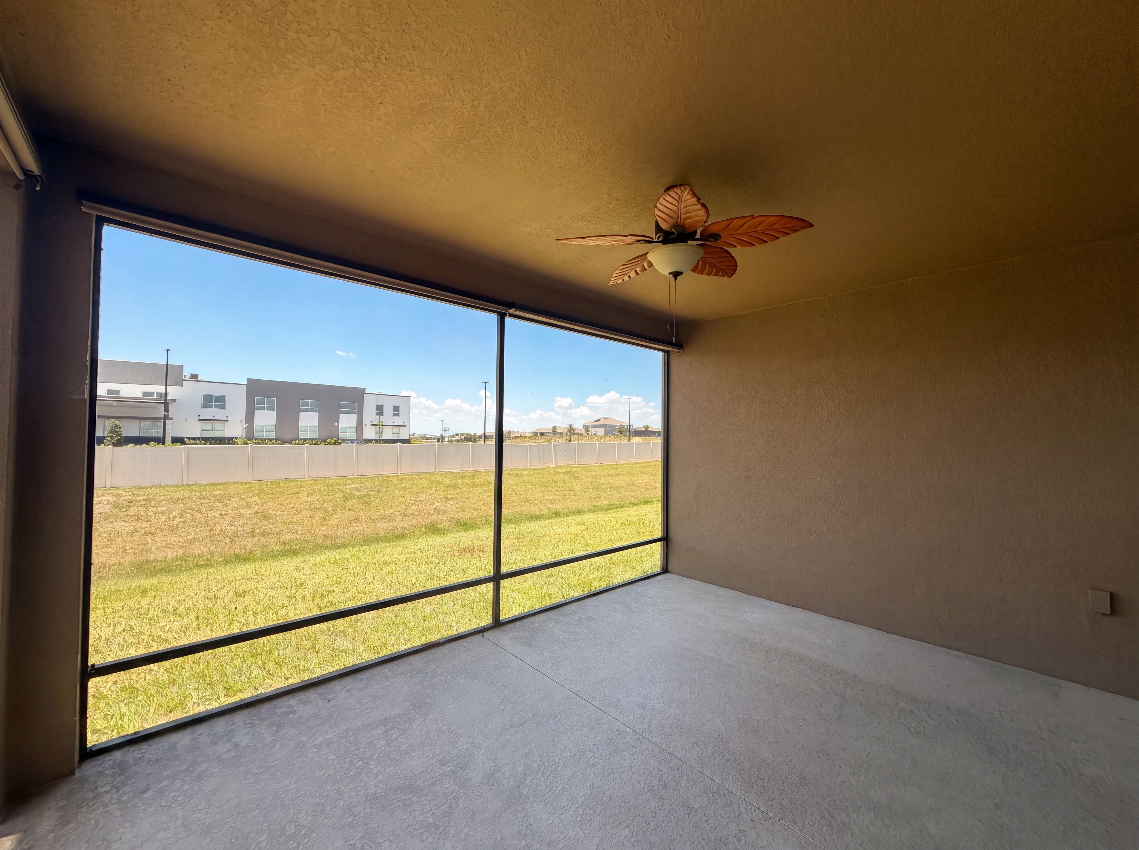 Photo 18 of 20 of 480 Buchannan Dr, Davenport, FL