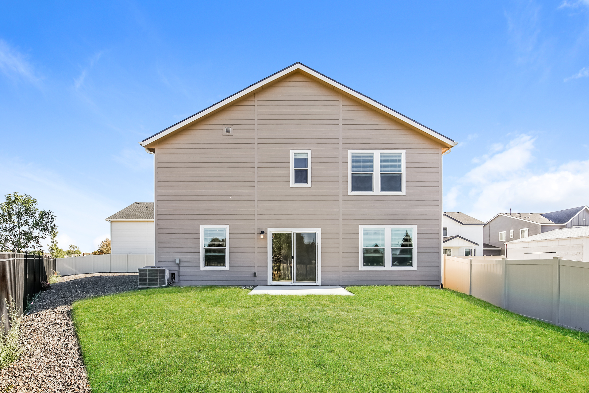 Photo 5 of 18 of 1910 E Springloyd St, Meridian, ID