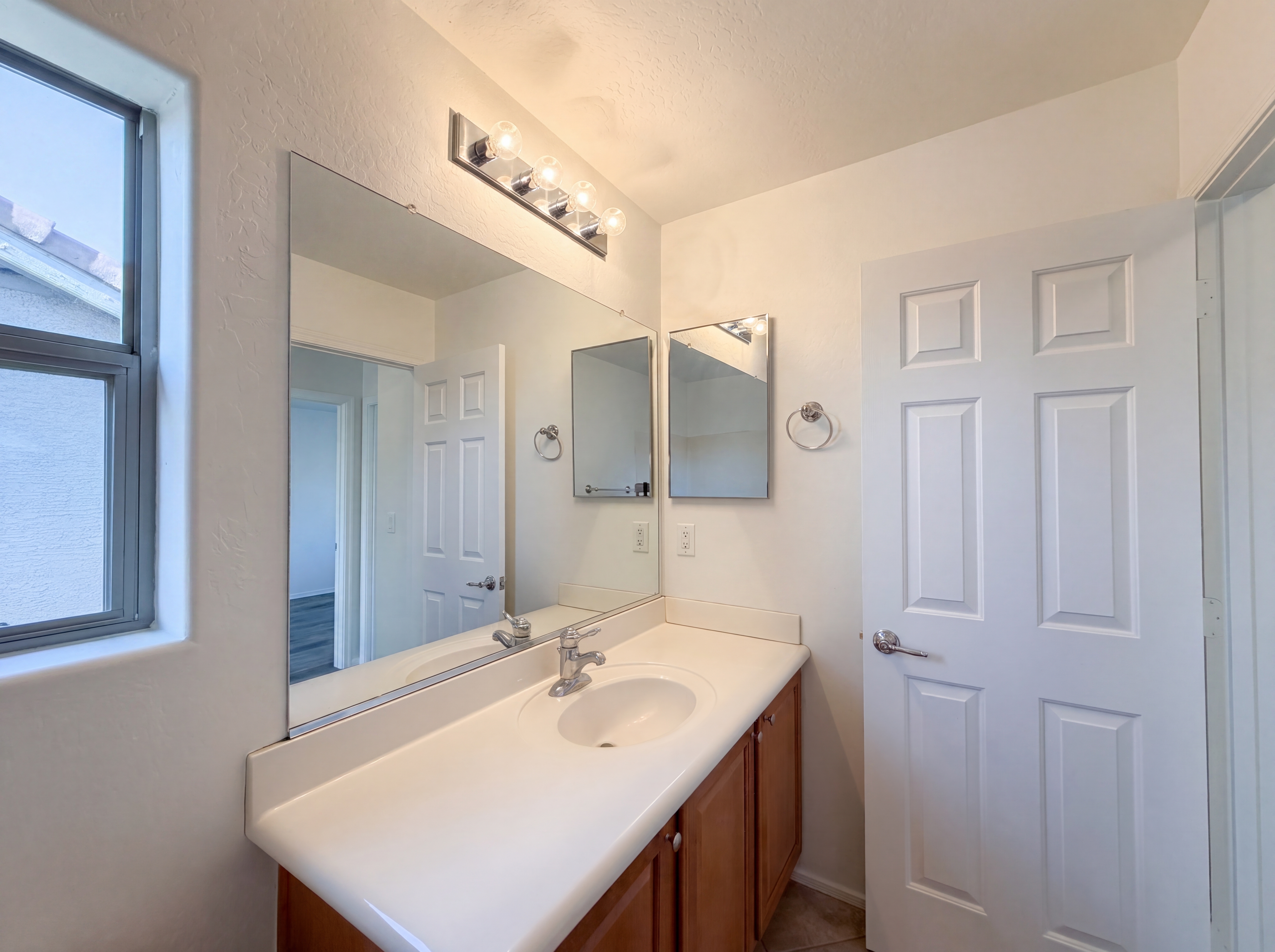 Photo 19 of 27 of 38034 N Hudson Trl, Anthem, AZ