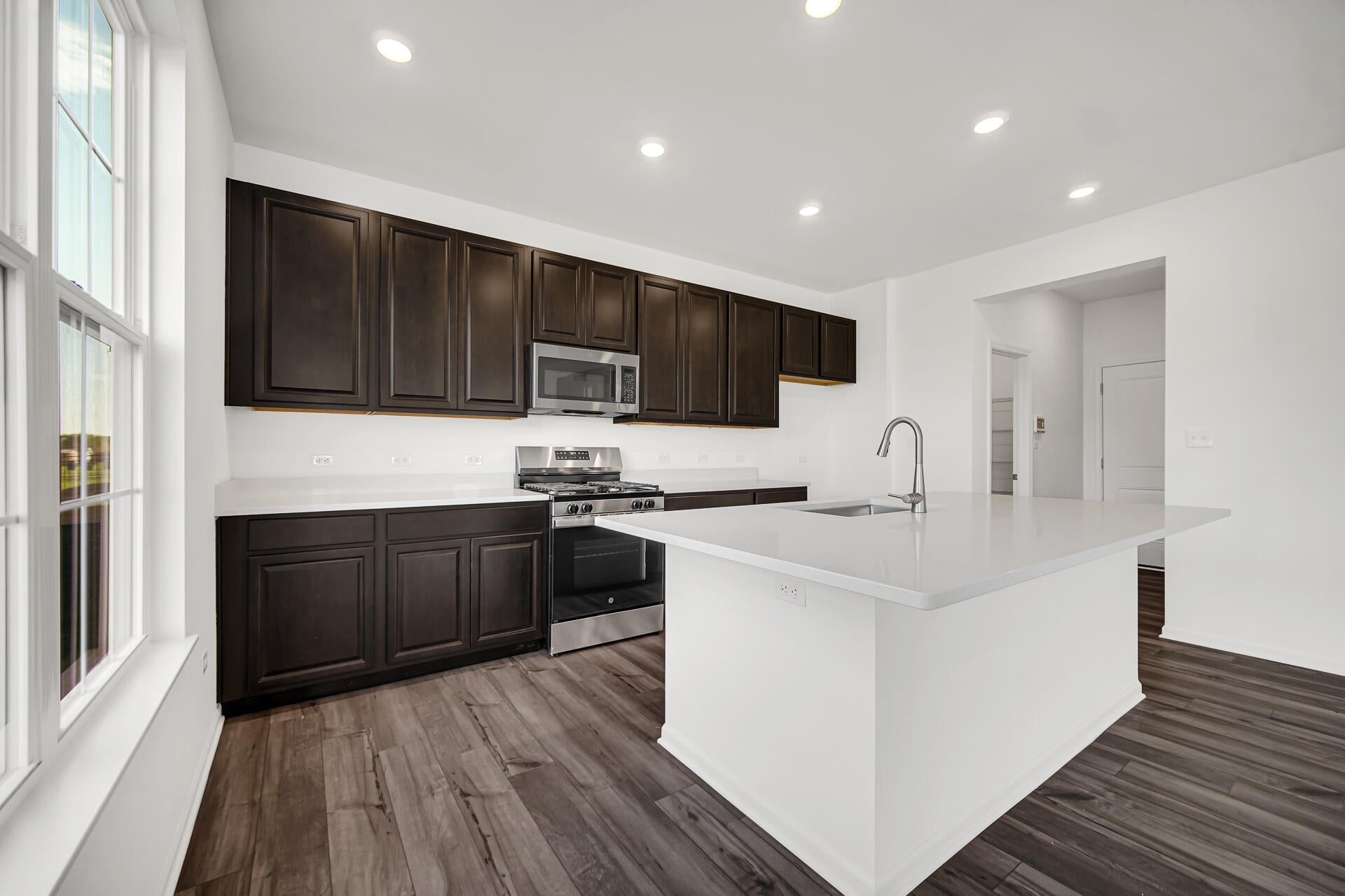 Photo 6 of 41 of 11453 Clyde Dr, Crown Point, IN