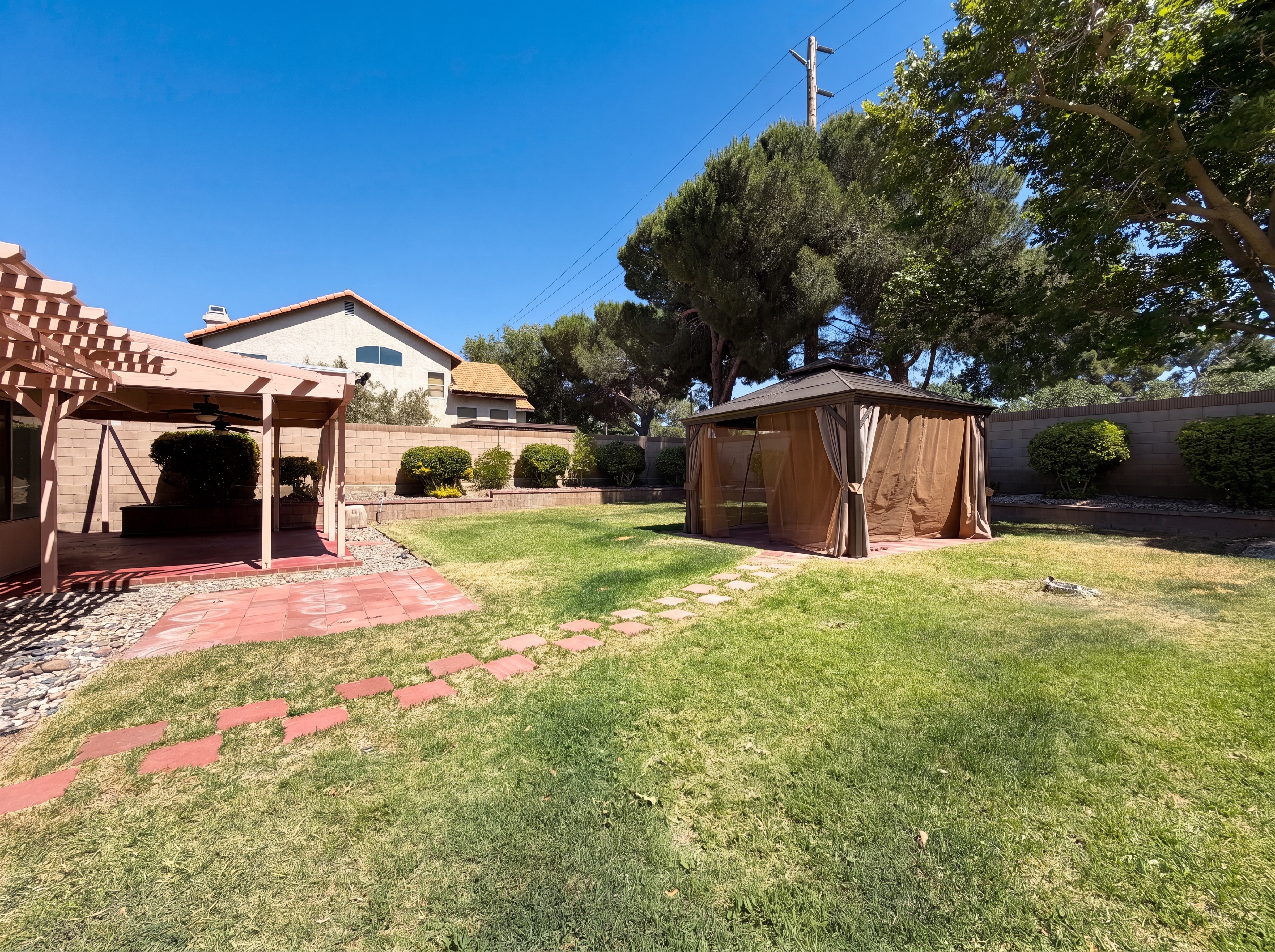 Photo 27 of 32 of 1138 Encantadora Ln, Lancaster, CA