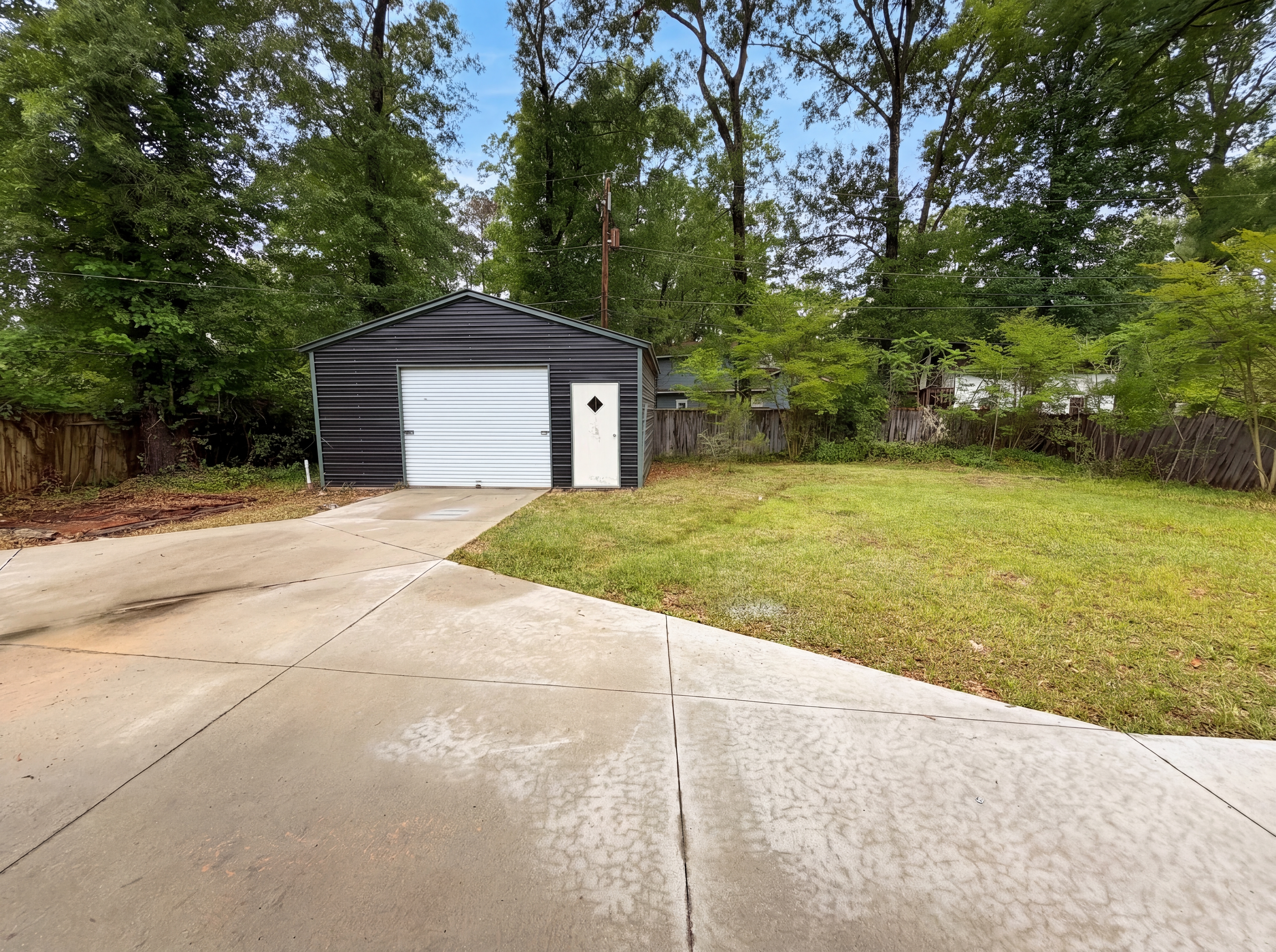 Photo 20 of 21 of 3624 Harrogate Rd, Columbia, SC