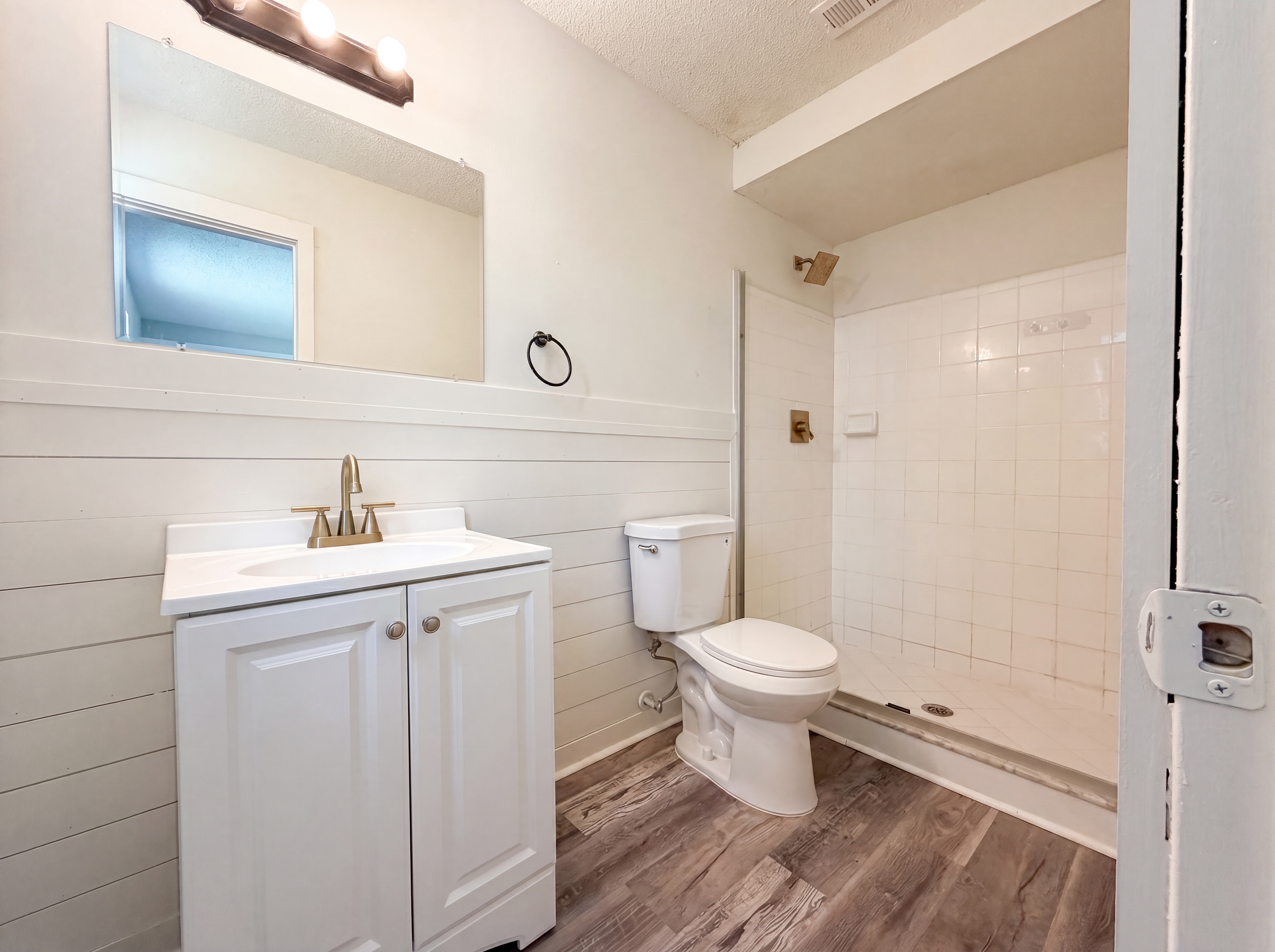 Photo 14 of 16 of 7957 Jacques Dr, Jacksonville, FL
