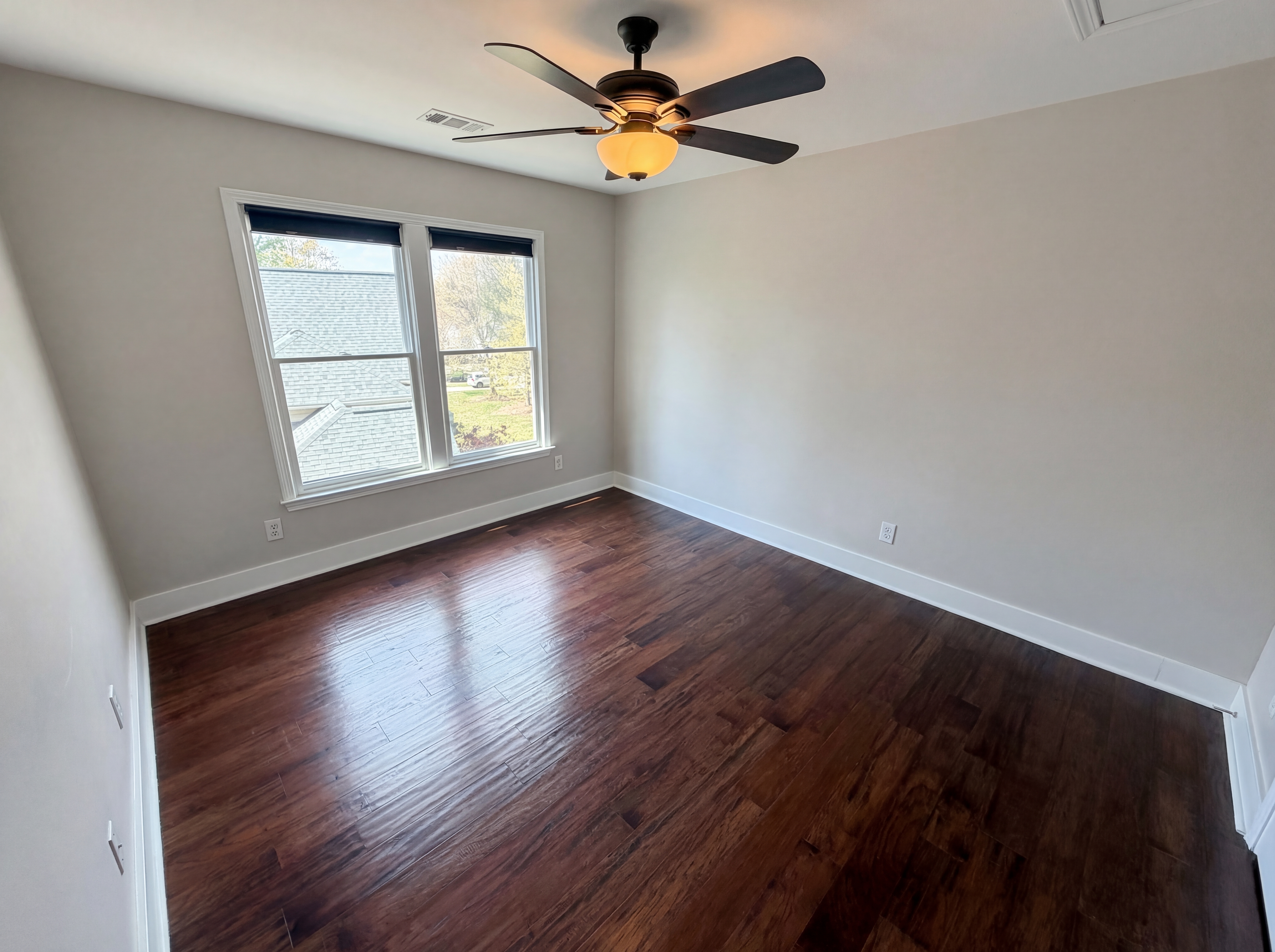 Photo 39 of 44 of 4000 Amberley Ln, Marietta, GA