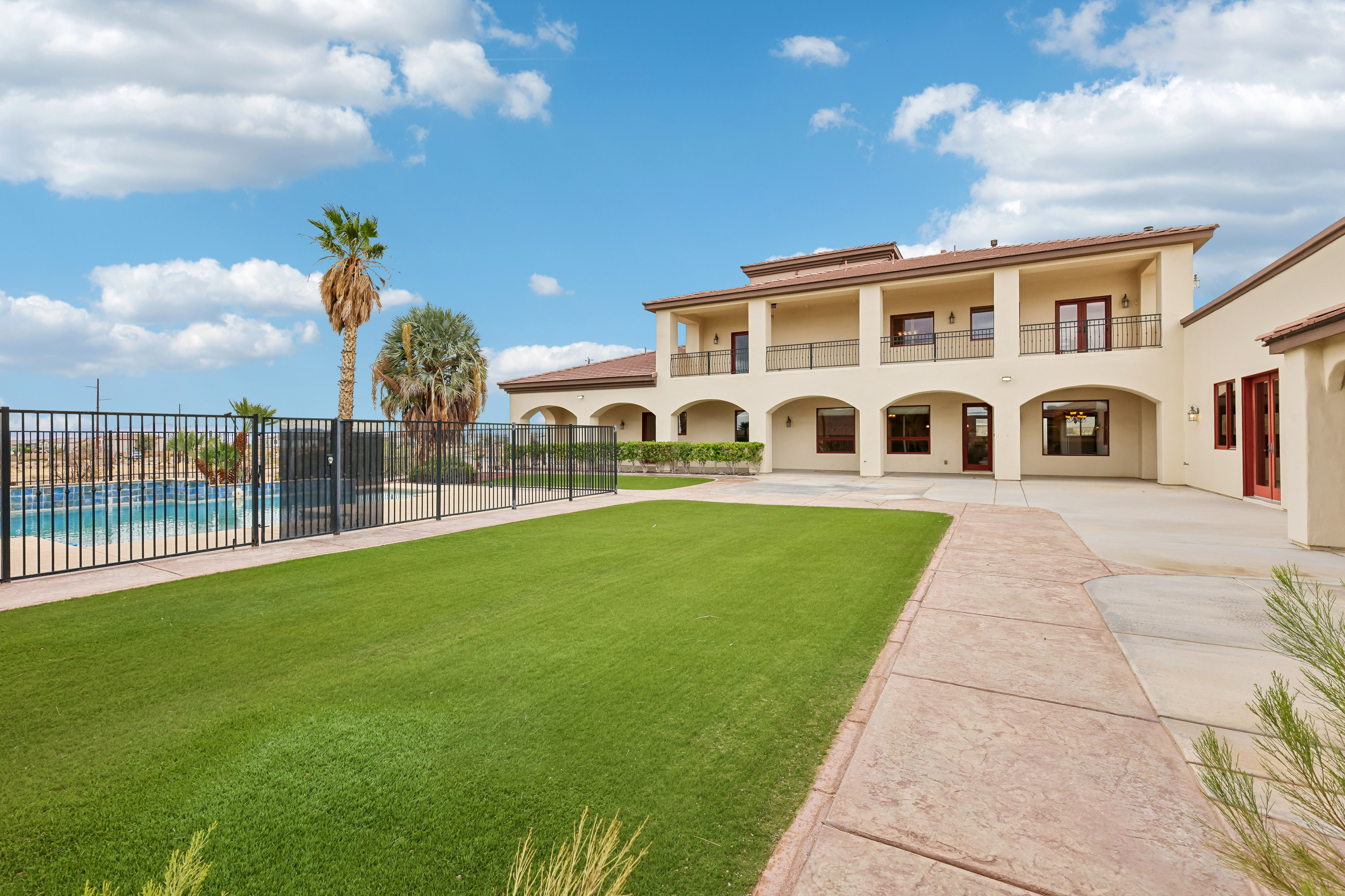 Photo 7 of 59 of 10320 W Serene Ave, Las Vegas, NV