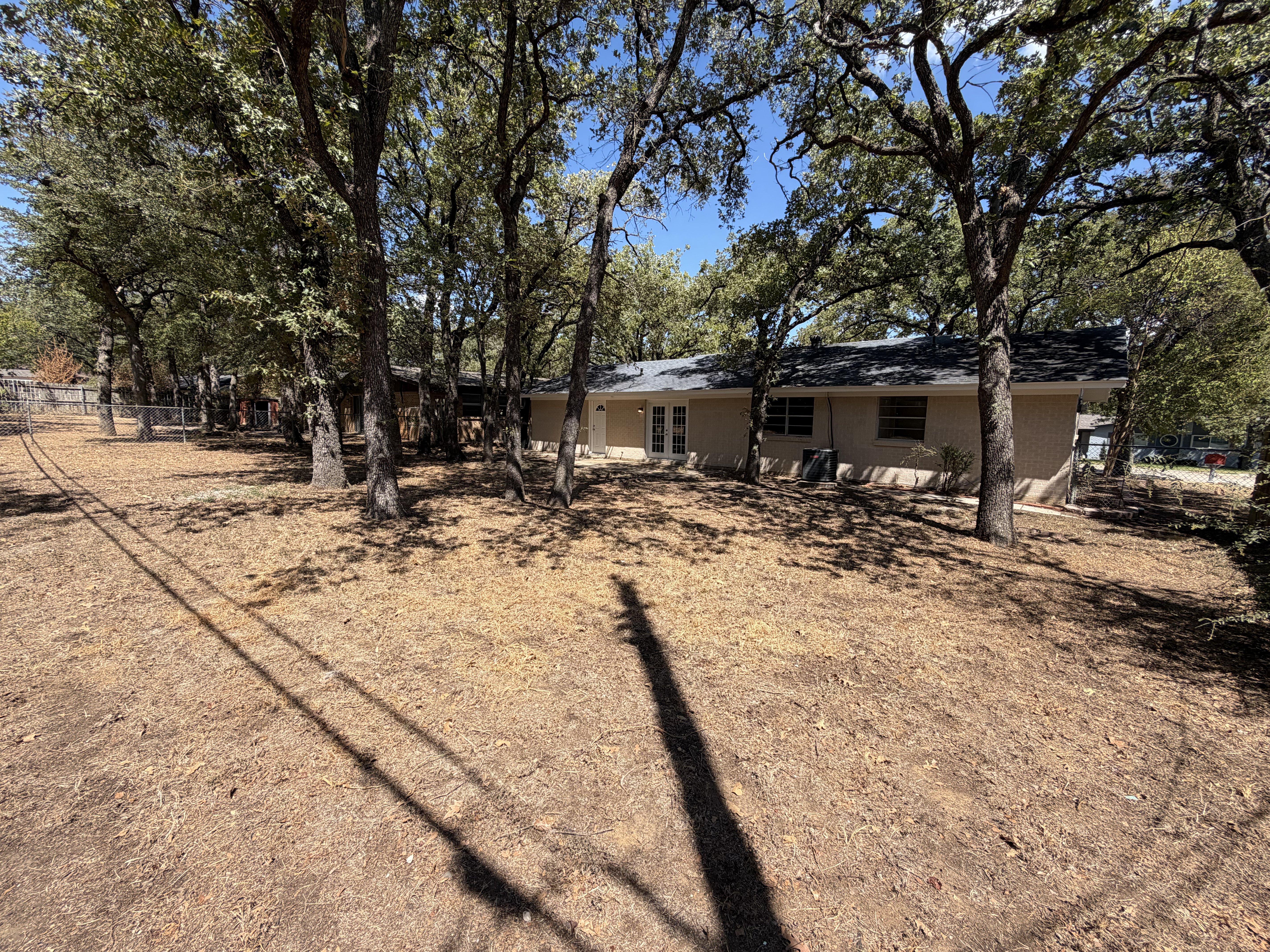 Photo 22 of 23 of 1229 King Dr, Bedford, TX