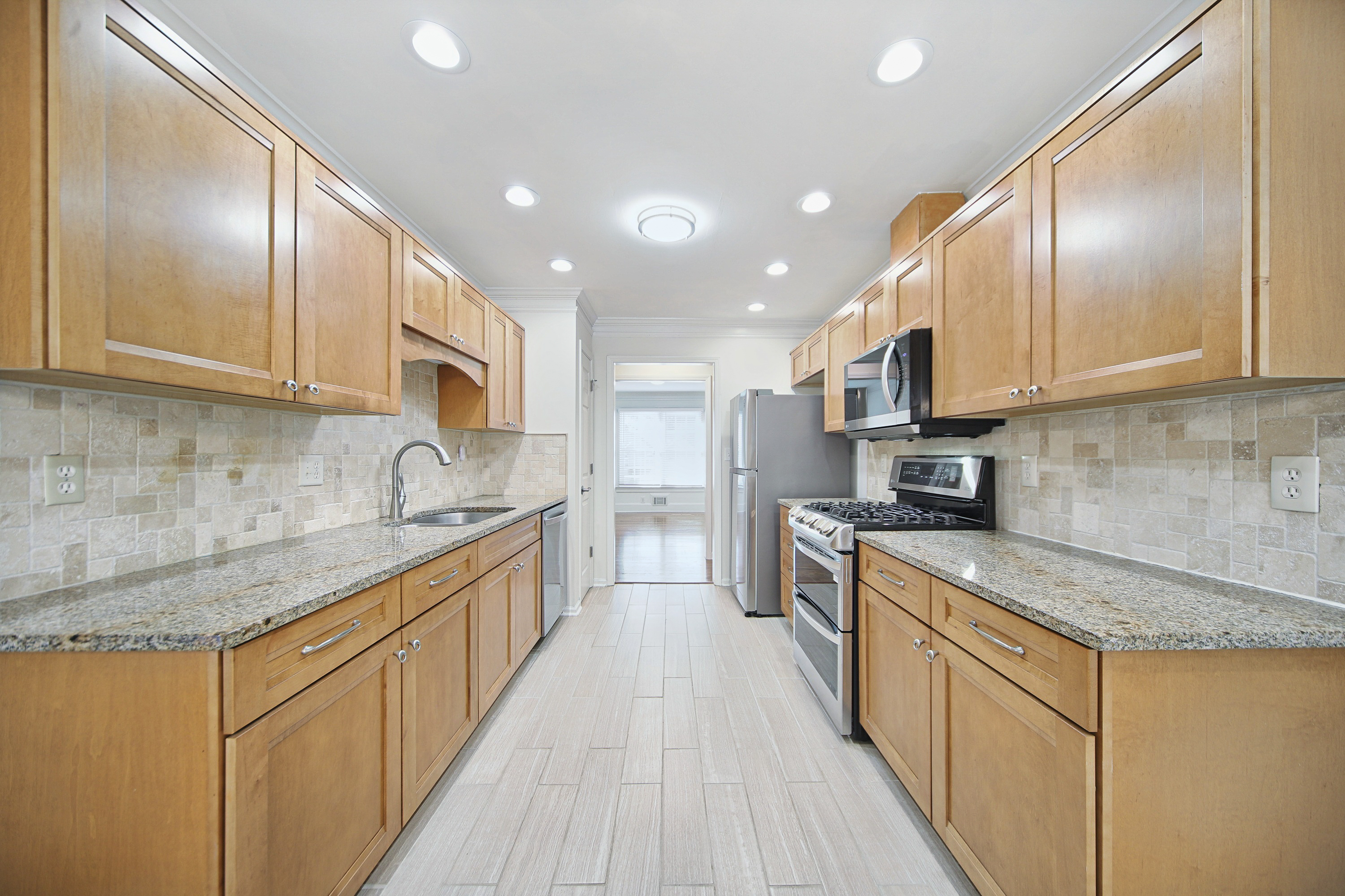 Photo 3 of 54 of 3067 Hillsong Cir, Dacula, GA