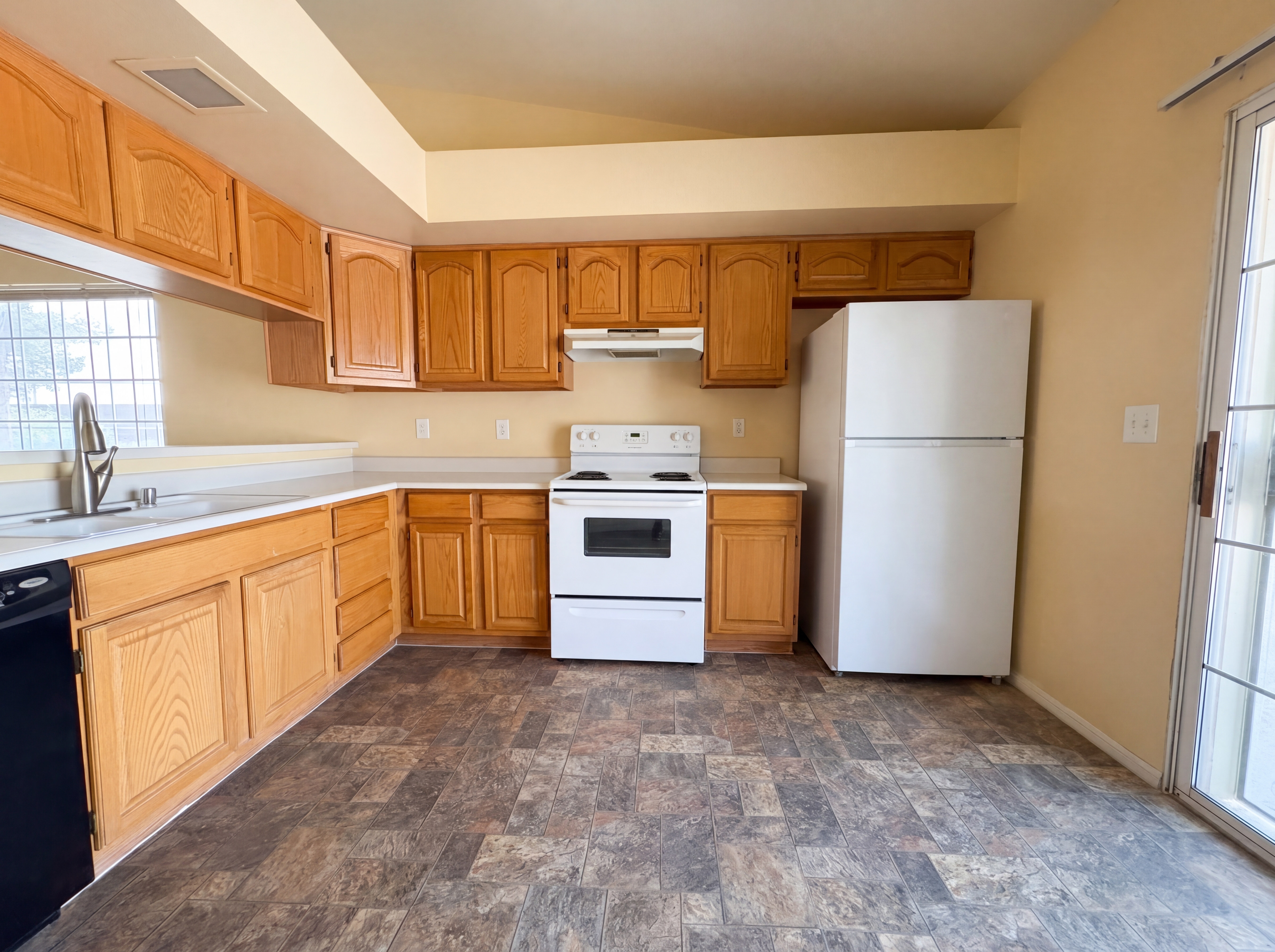 Photo 14 of 20 of 1371 Di Blasi Dr, Las Vegas, NV
