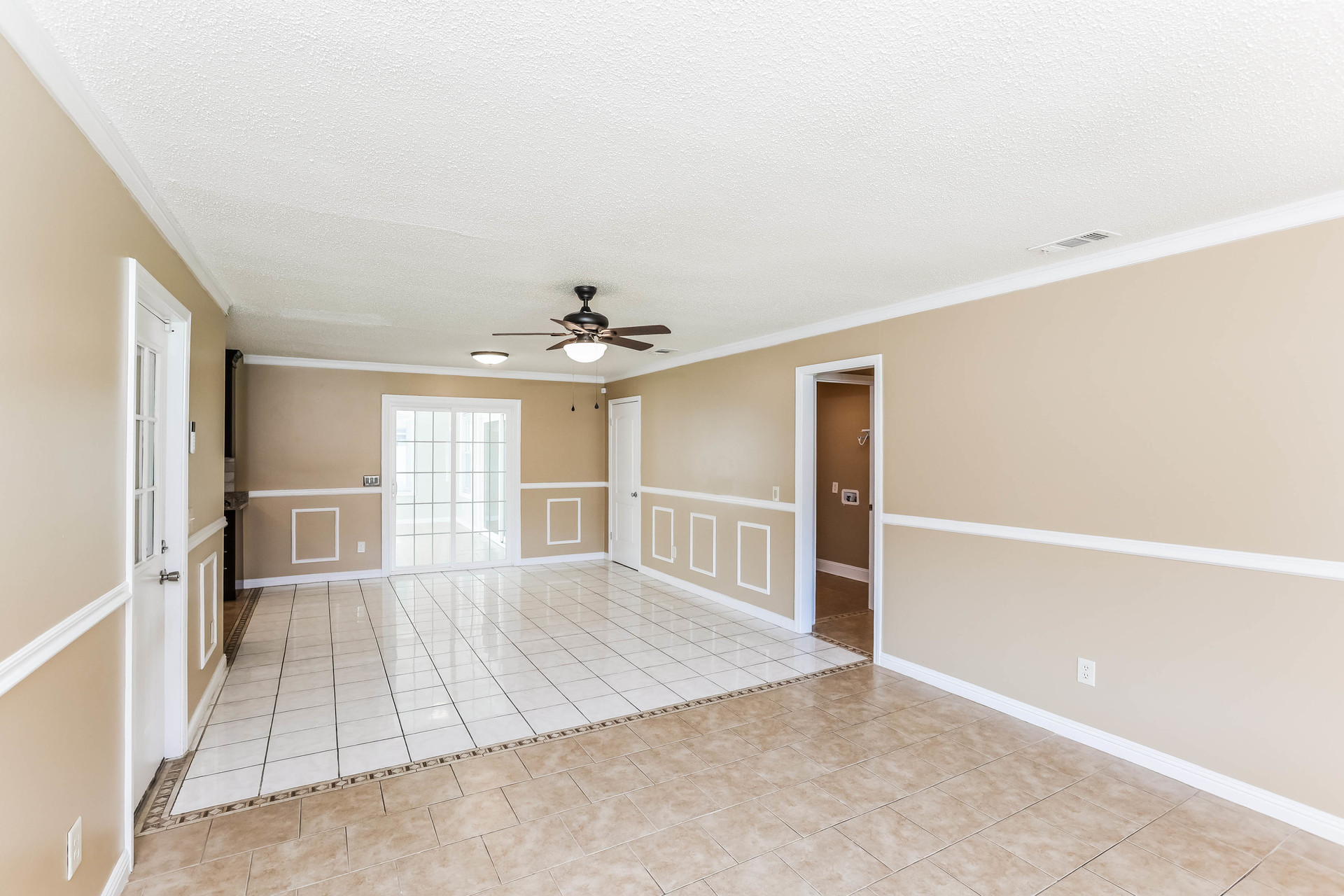Photo 3 of 21 of 805 Ketch Ct, Hinesville, GA