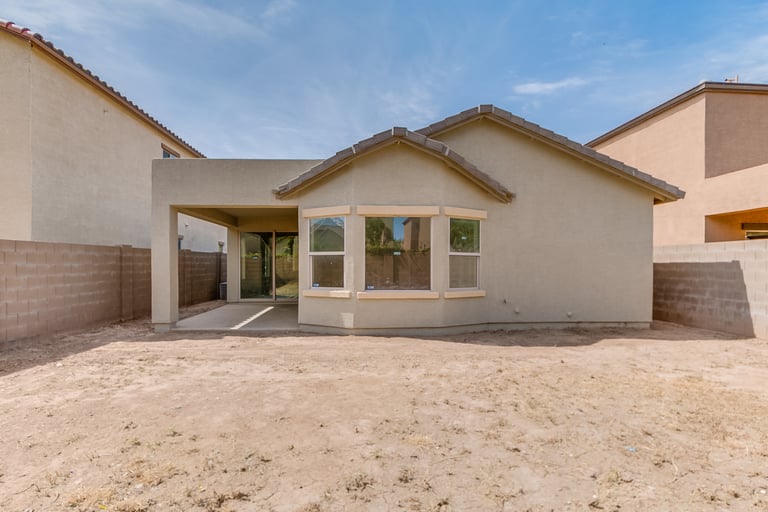Photo 4 of 23 - 9430 W Berkeley Rd, Phoenix, AZ 85037