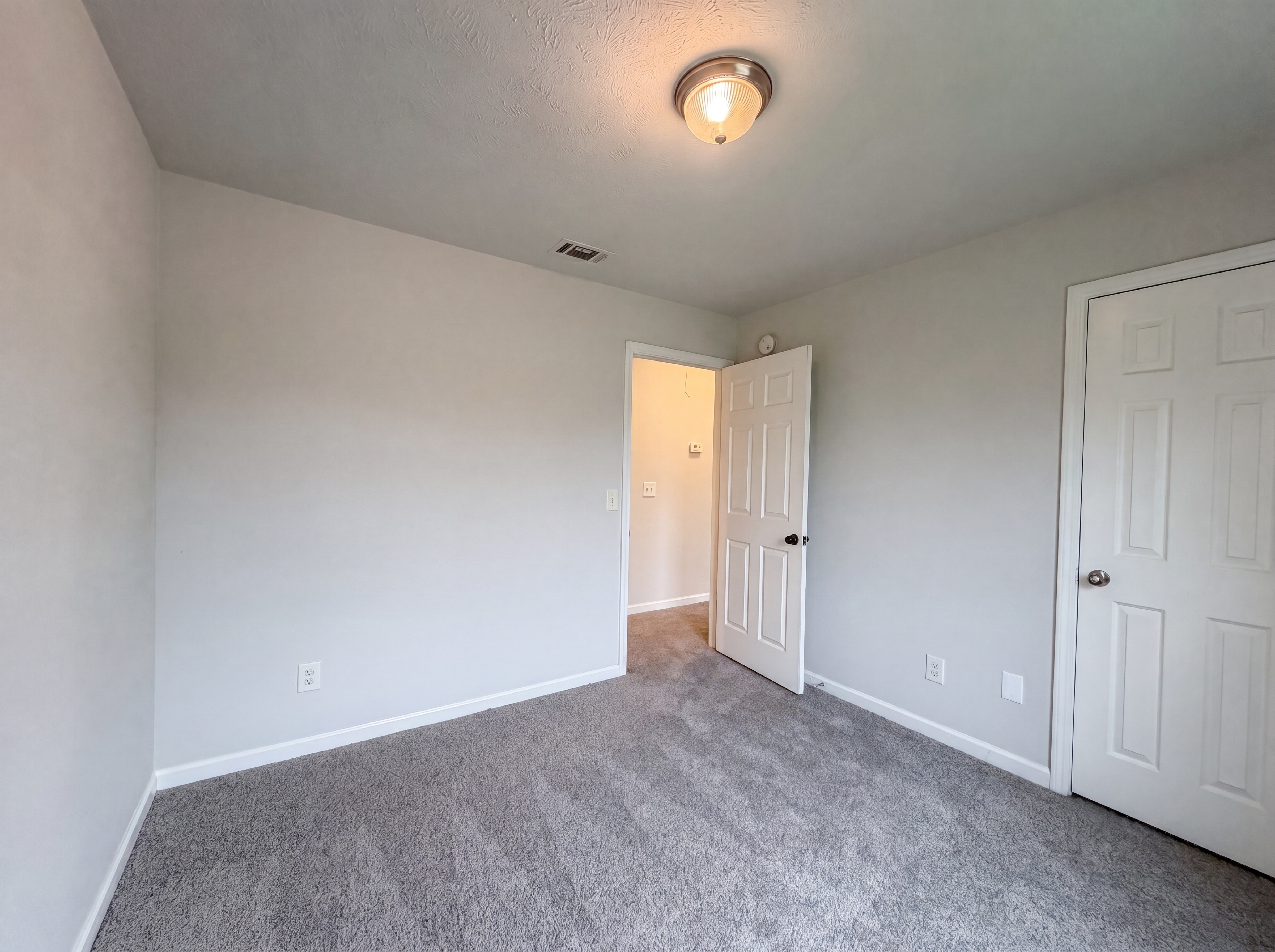 Photo 16 of 21 of 1125 Sima Shabat Ct, La Vergne, TN