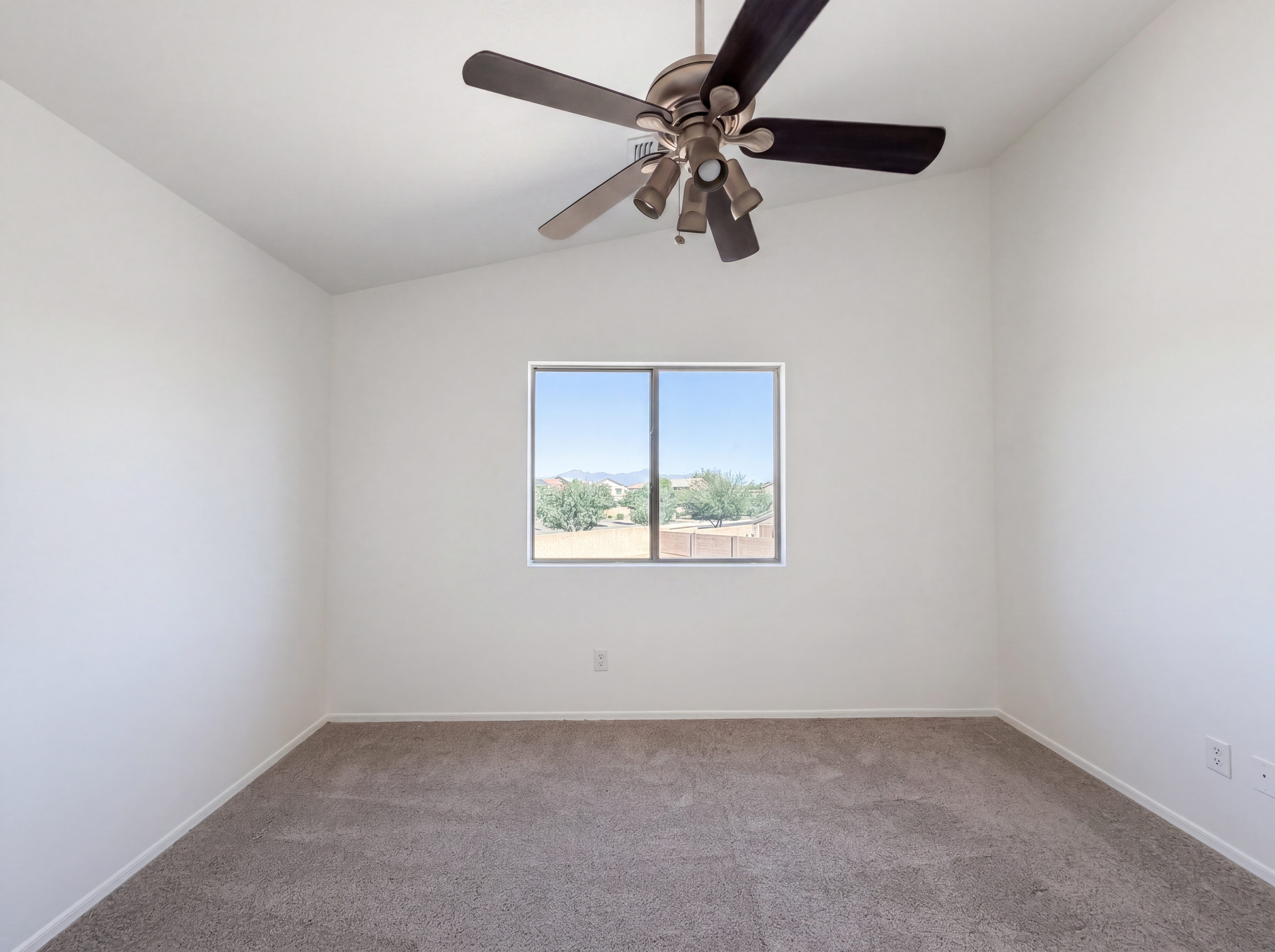 Photo 18 of 21 of 18856 N Comet Trl, Maricopa, AZ