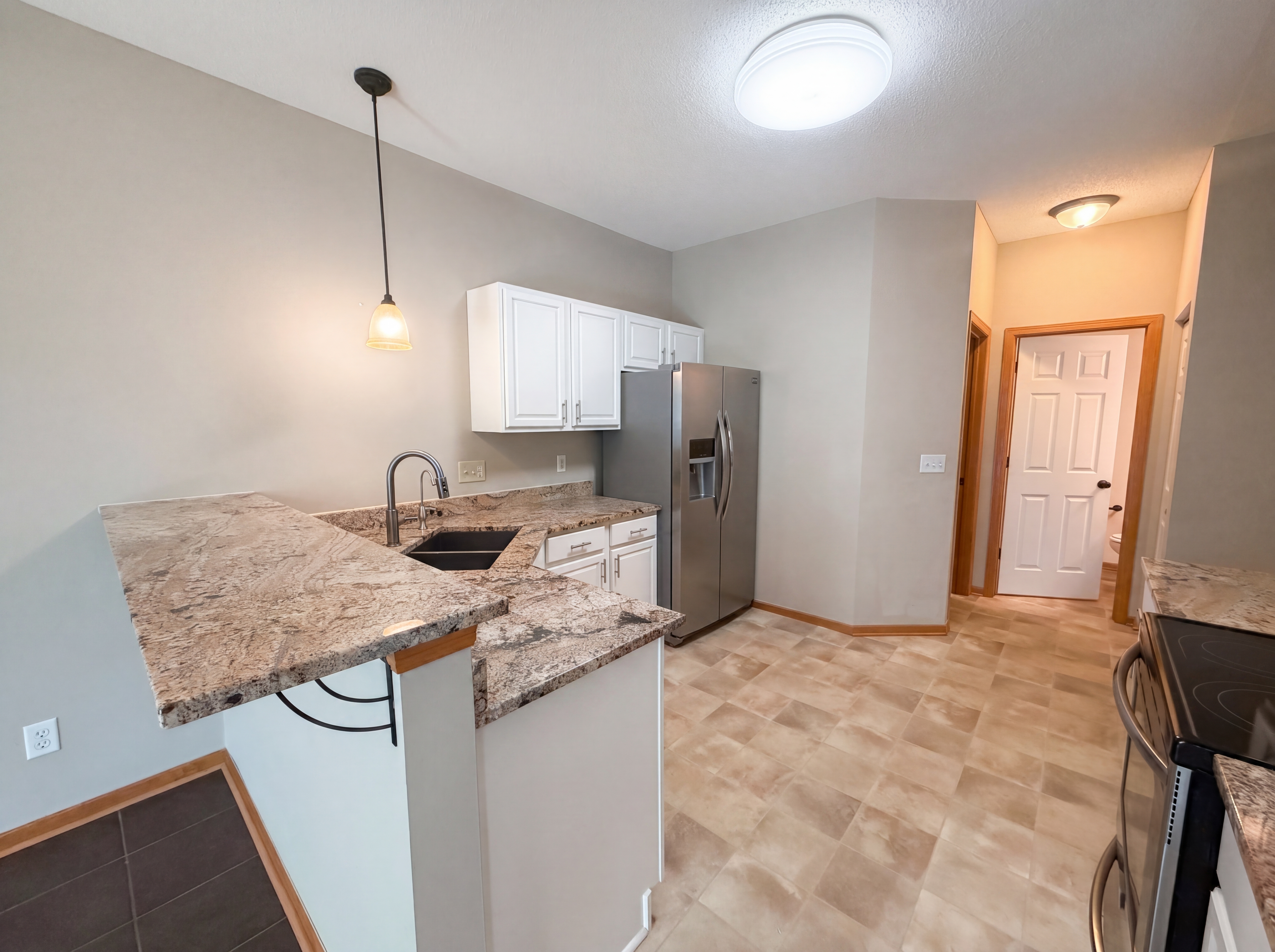 Photo 9 of 26 of 17005 78th Pl N, Maple Grove, MN