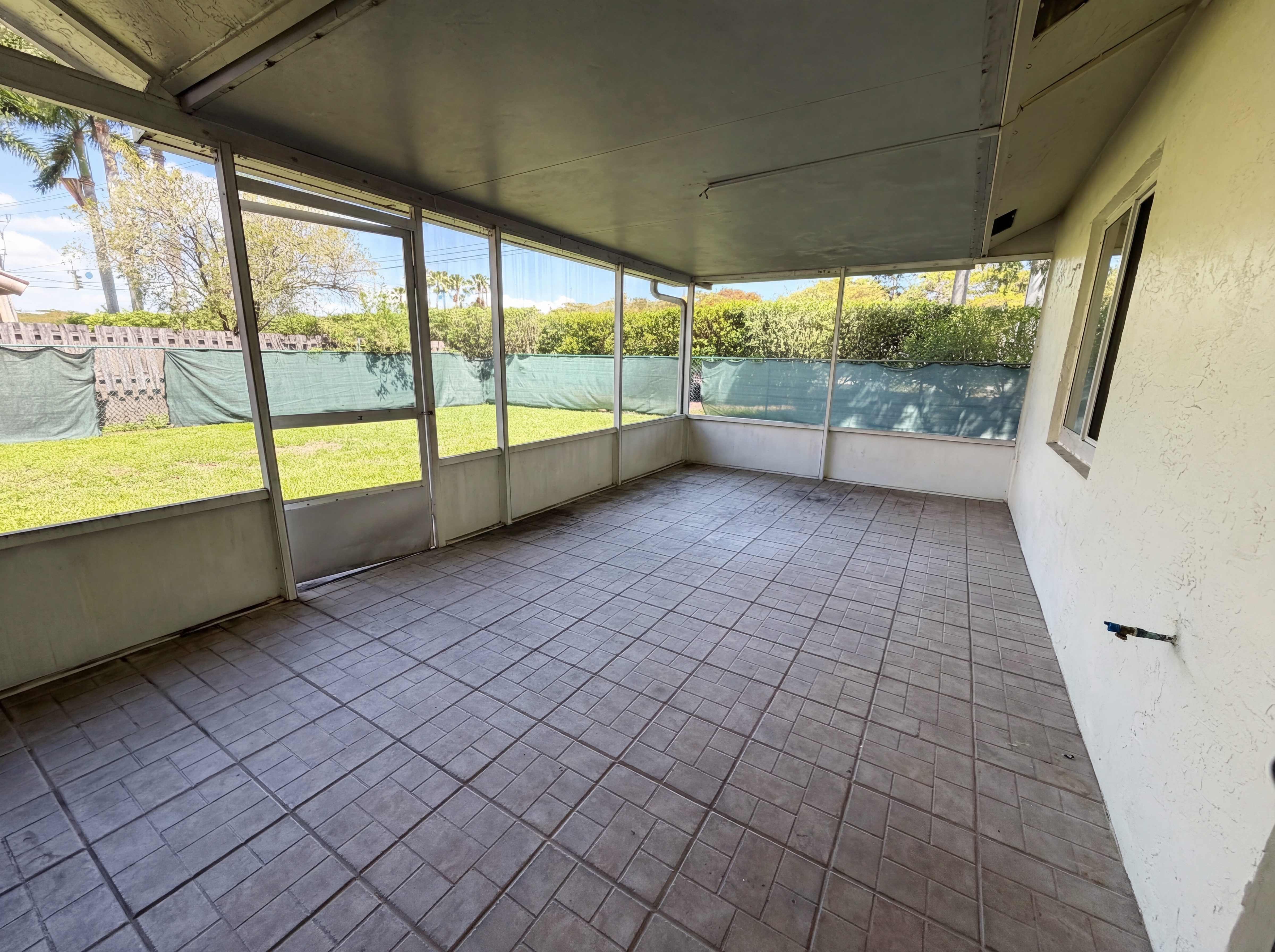Photo 17 of 20 of 1179 NW 161st Ave, Pembroke Pines, FL