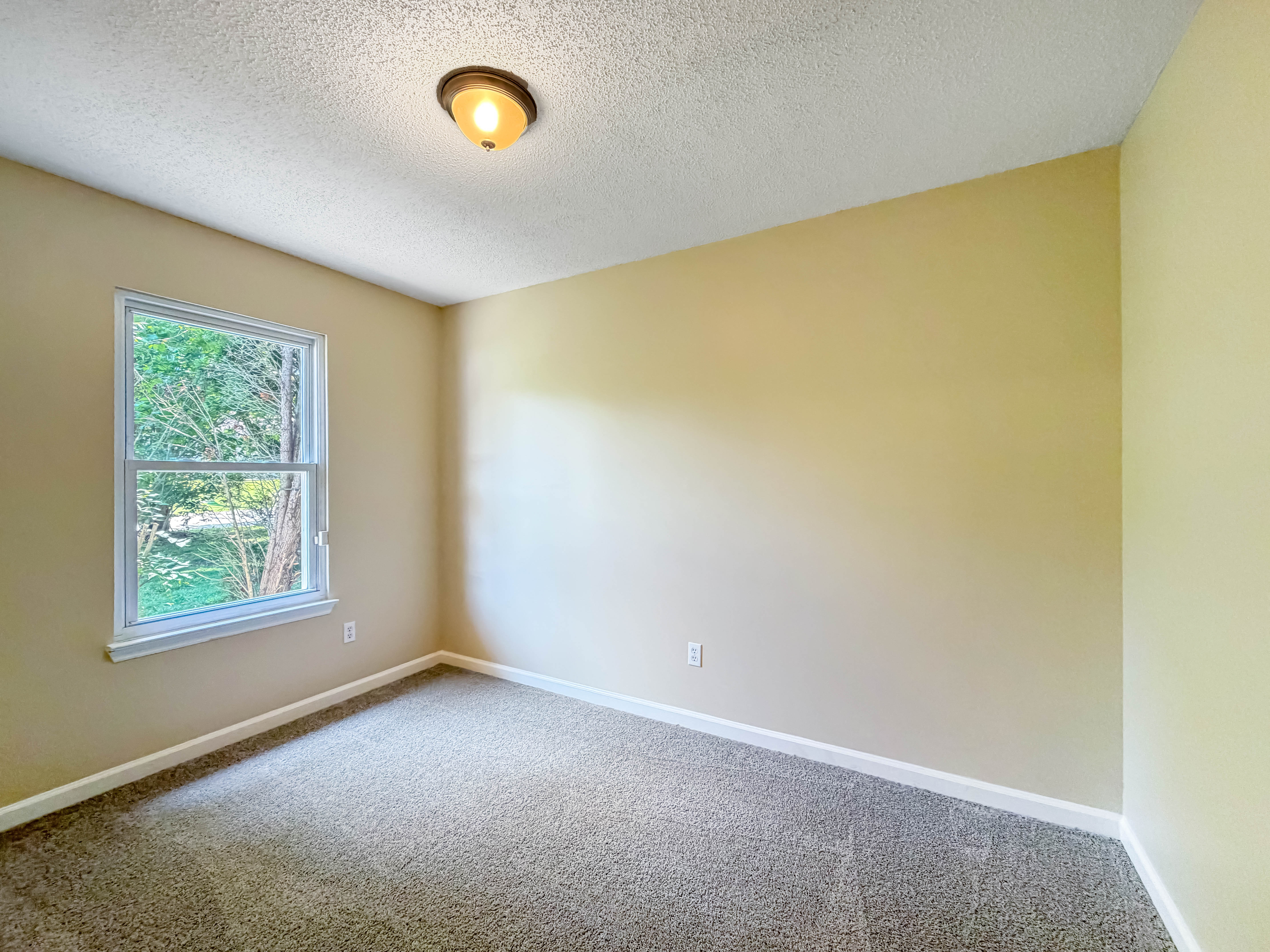 Photo 14 of 21 of 104 Frontier Ln, La Vergne, TN
