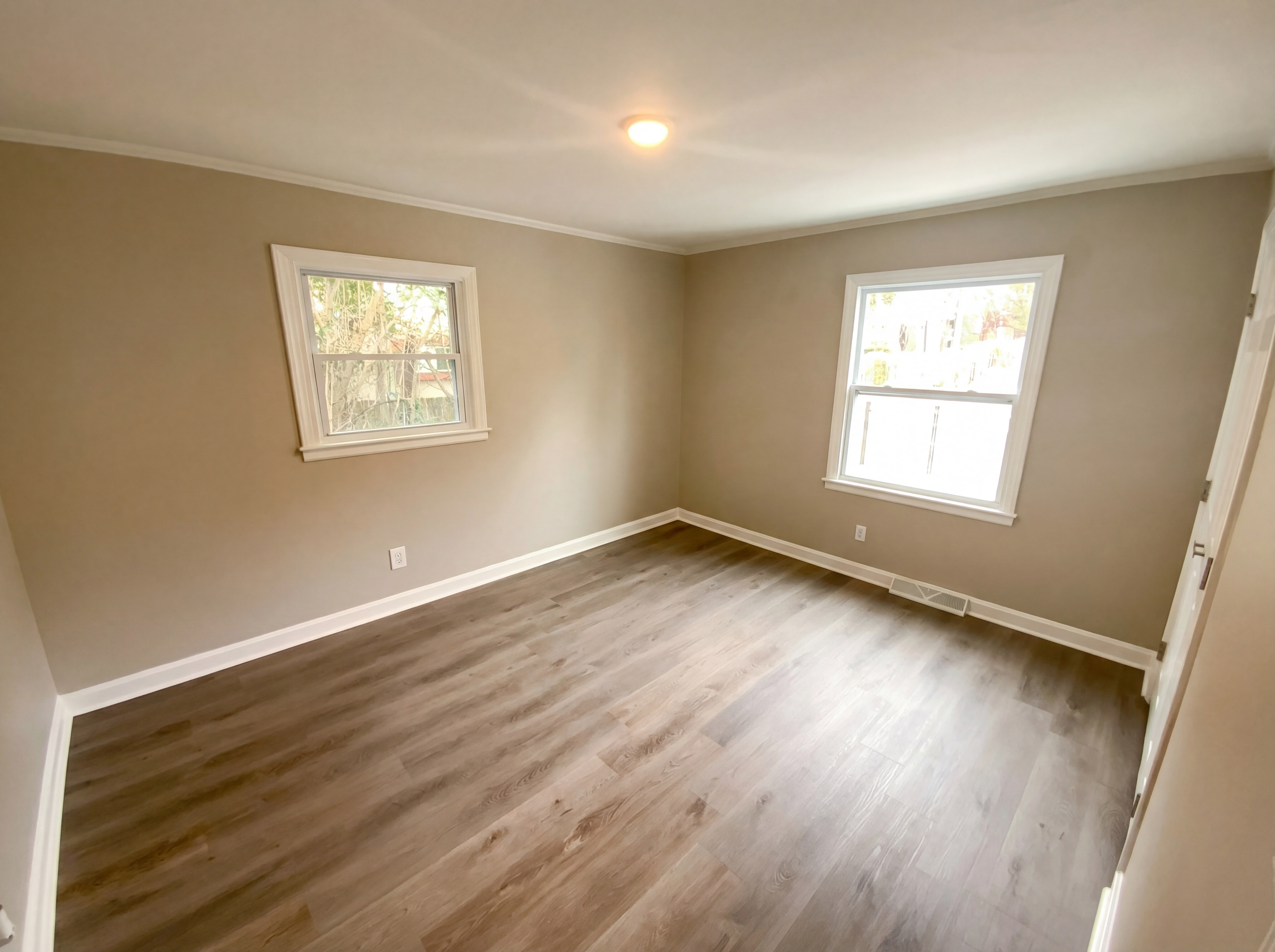 Photo 13 of 21 of 2122 Kilborne Dr, Charlotte, NC